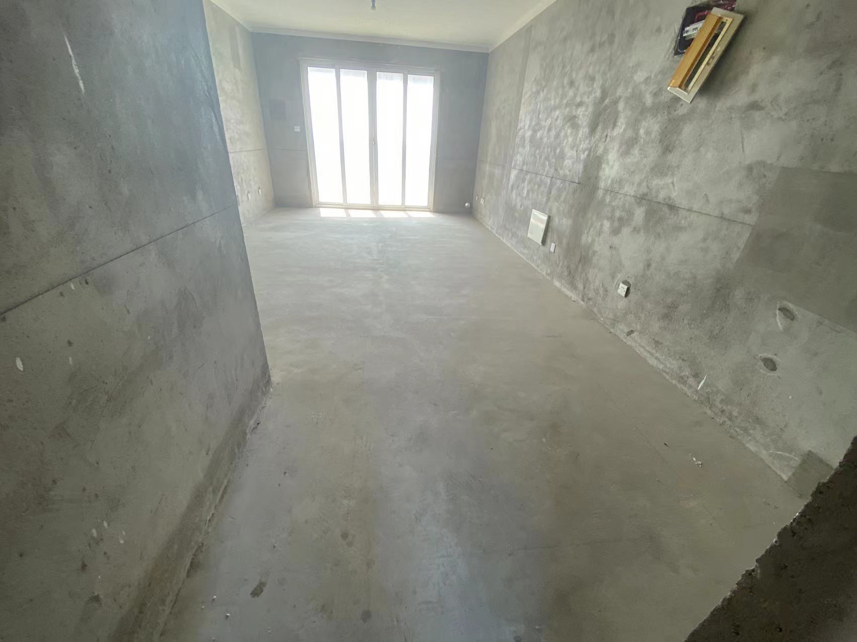富都豪园 3室2厅2卫 147m²