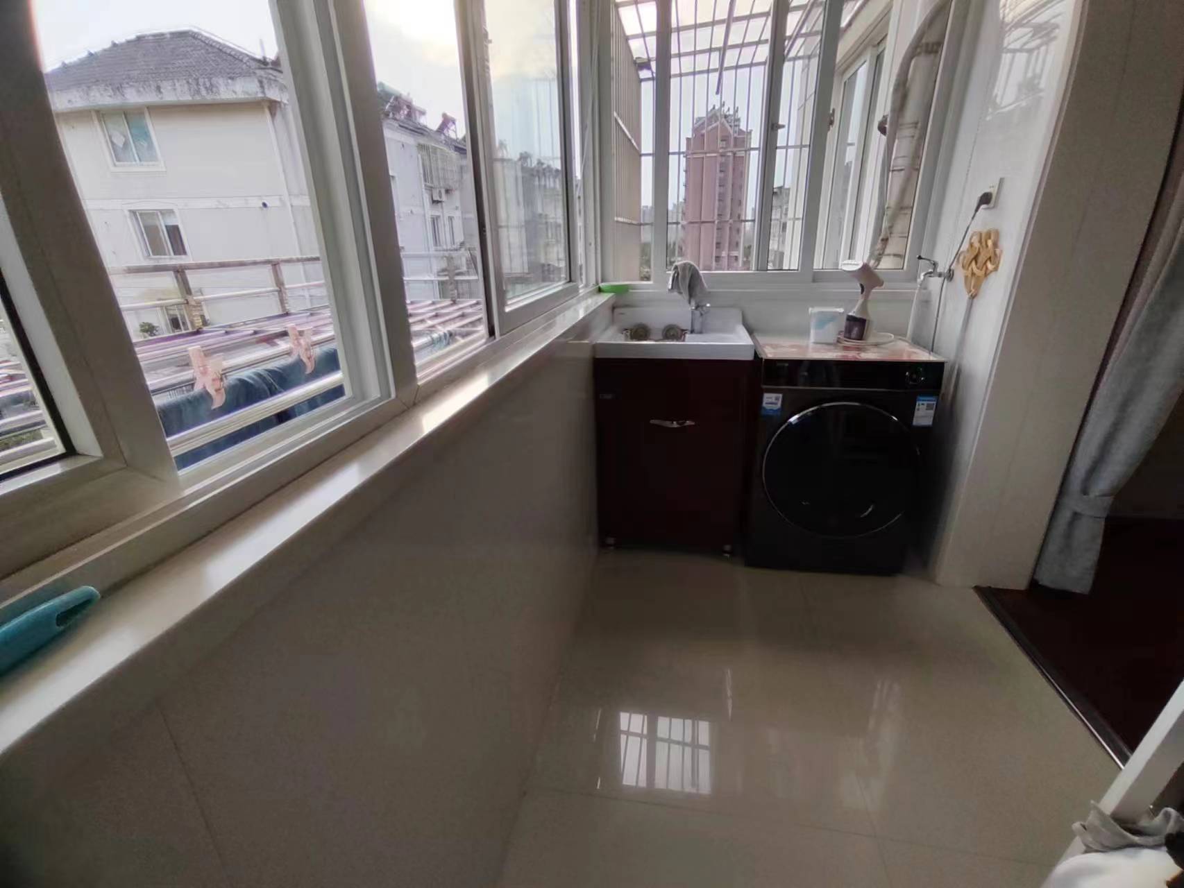 光明南村 3室2厅2卫 97.00m&sup2;