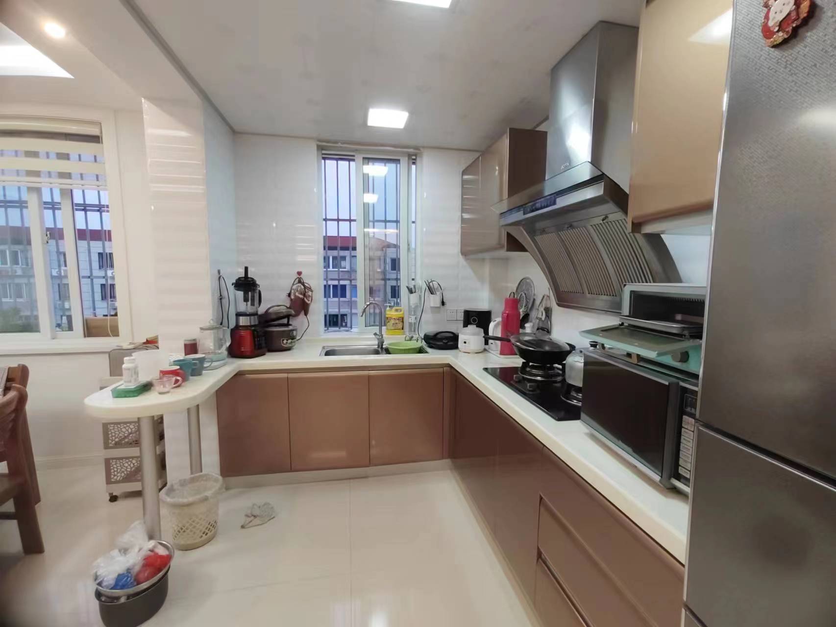 光明南村 3室2厅2卫 97.00m&sup2;