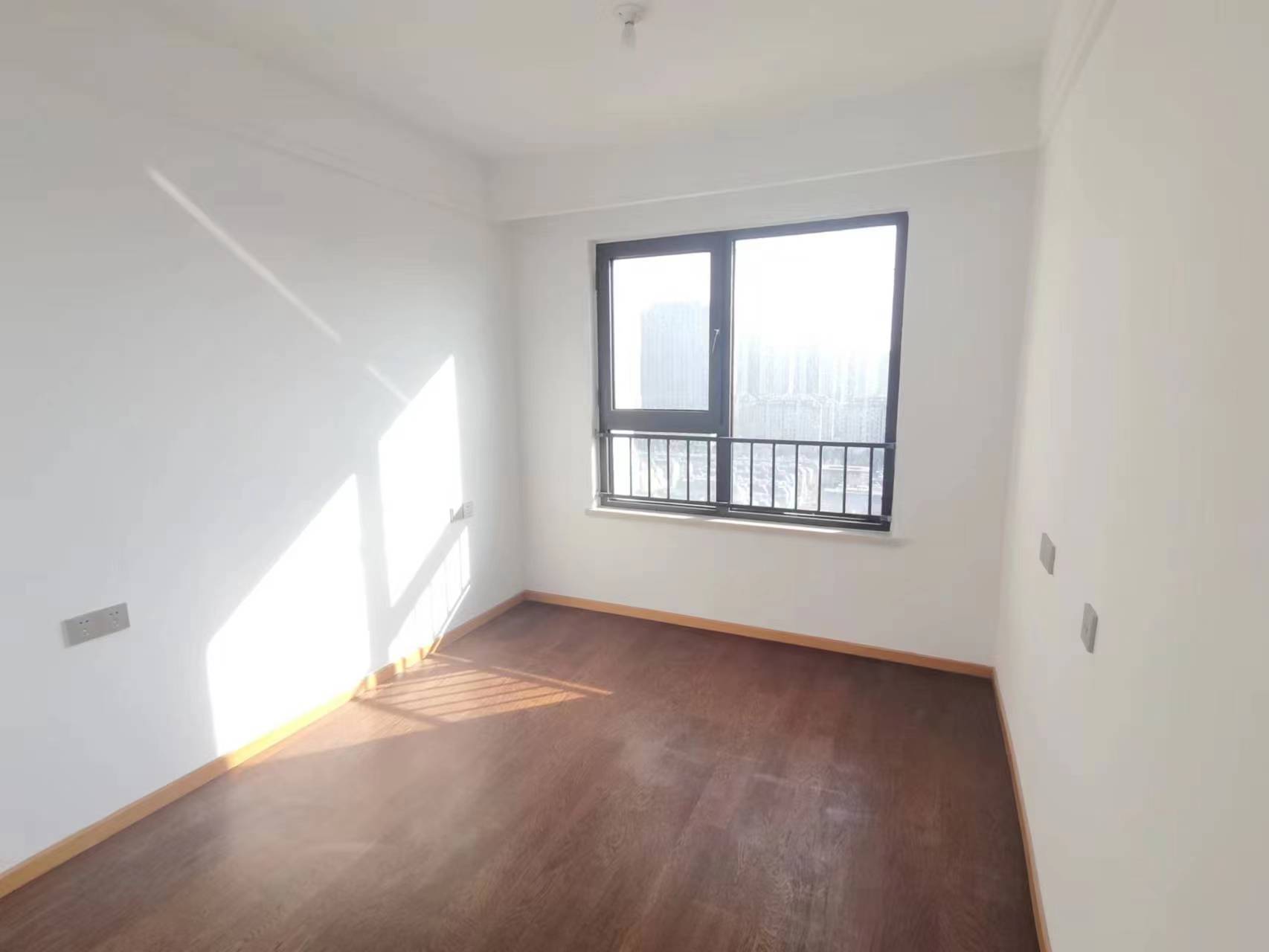 中南熙悦(南通经济技术开发区) 4室2厅2卫 136m&sup2;