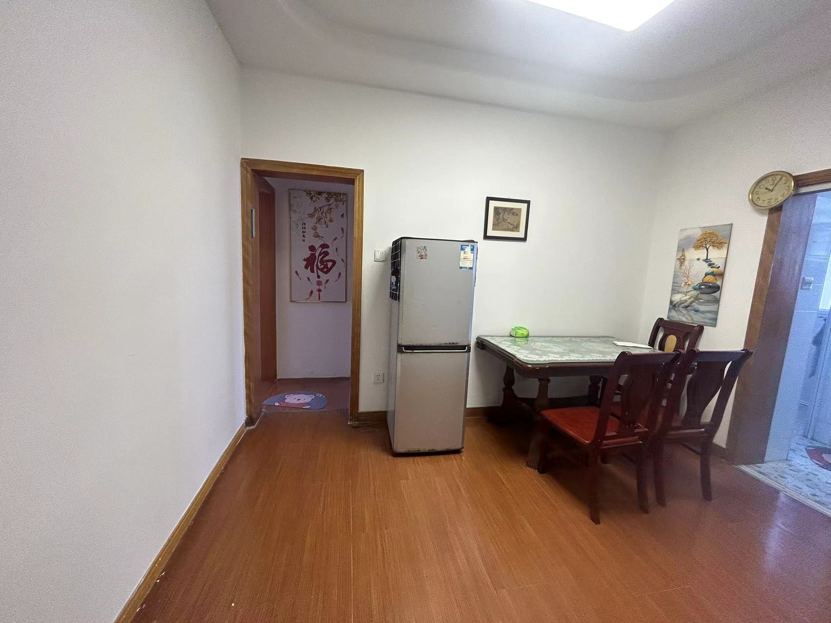 新建路新村 2室1厅1卫 58m&sup2;