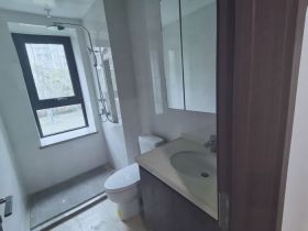 春风南岸东园 4室3厅3卫 167m&sup2;