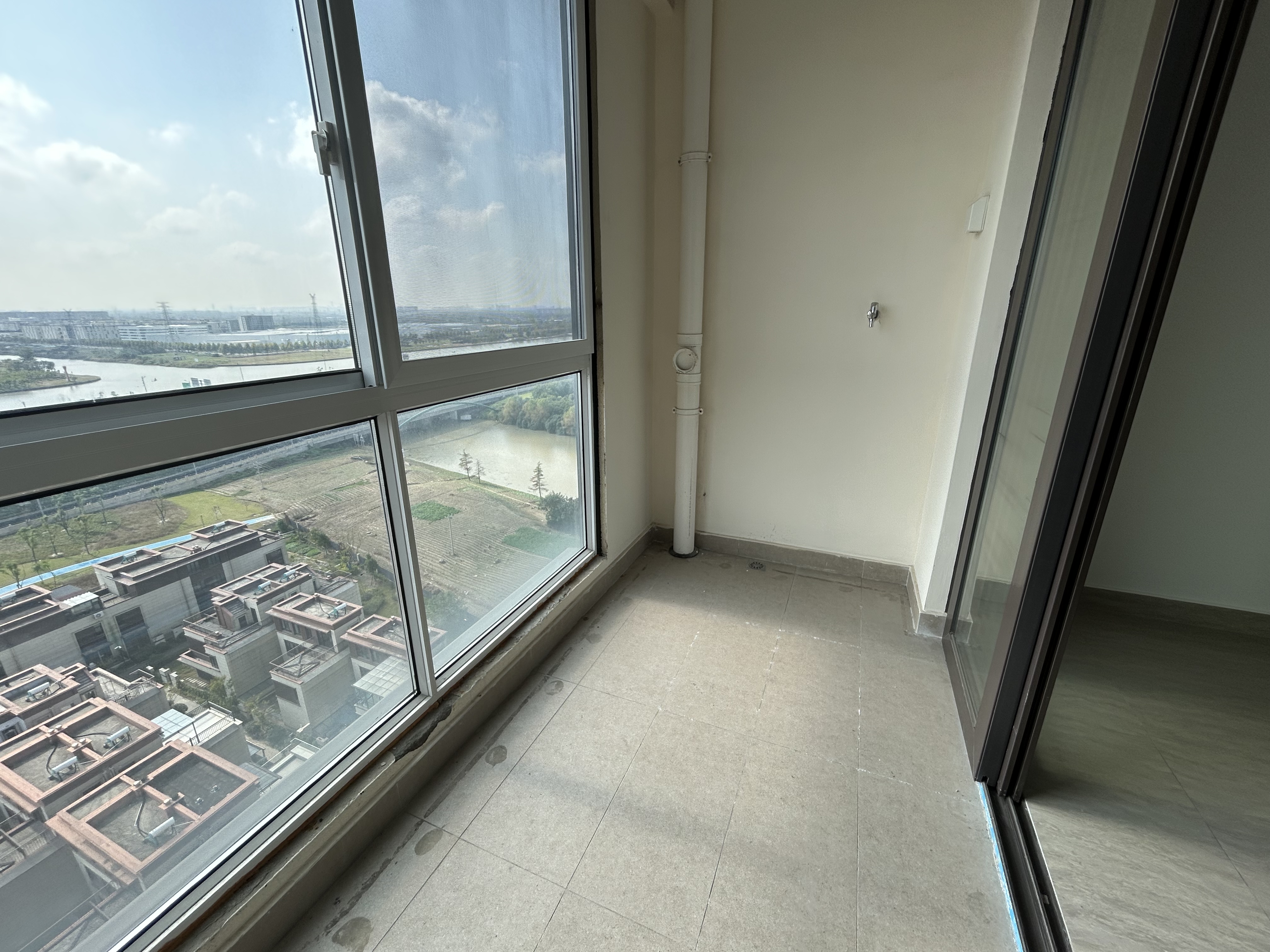 紫御四季 3室2厅1卫 98.00m&sup2;