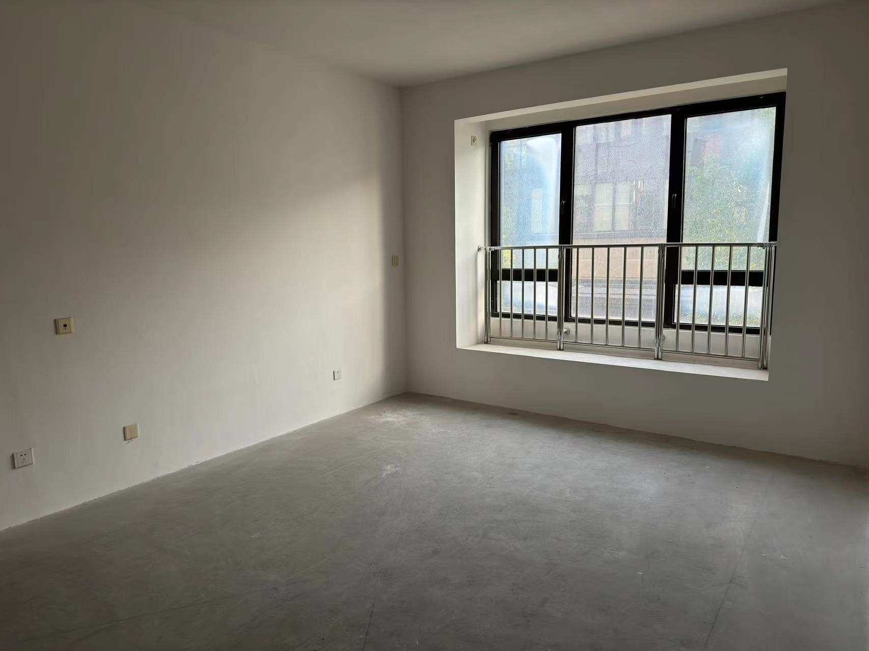 万濠山庄 4室2厅2卫 166m&sup2;