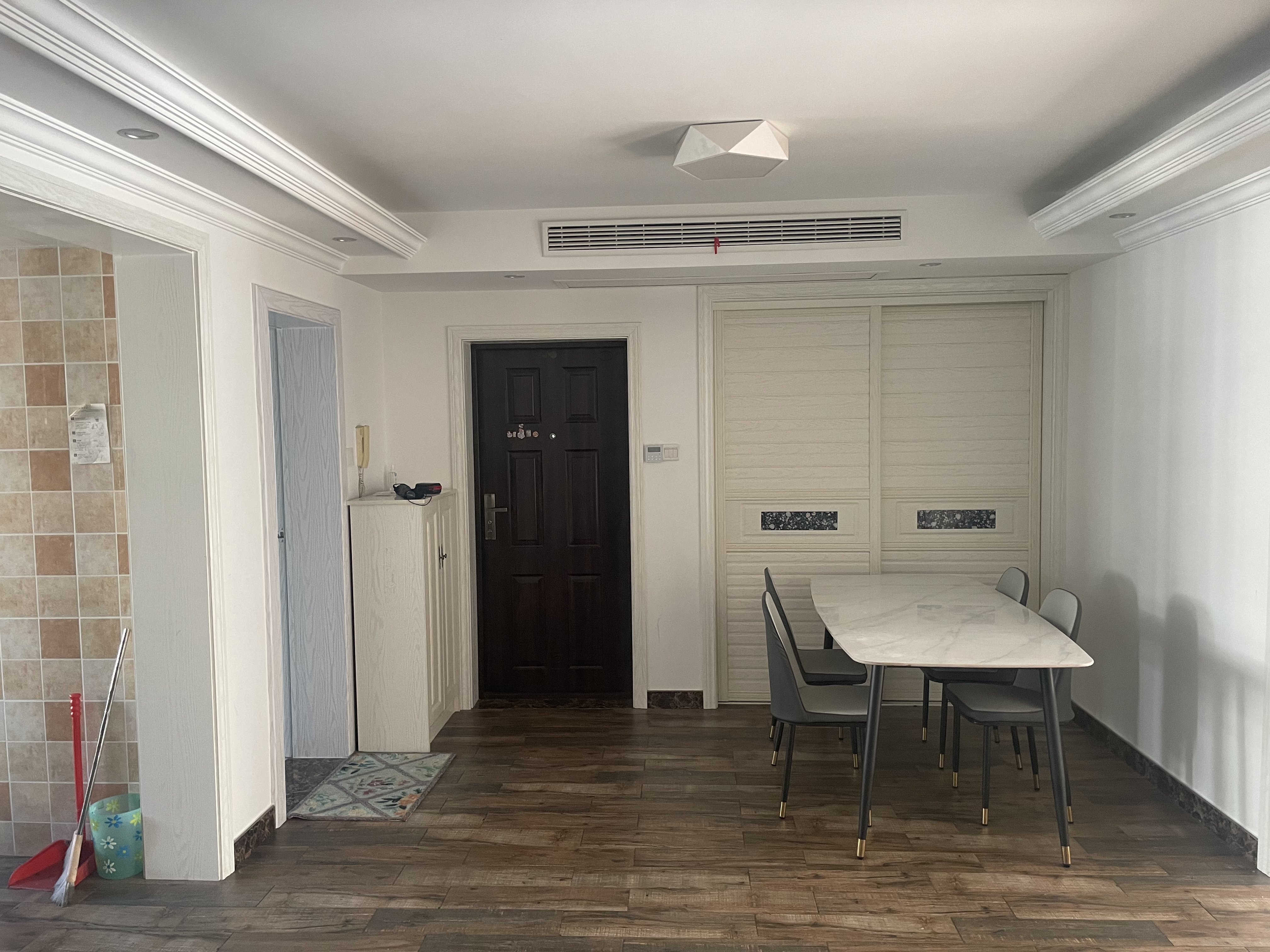 新城小区 2室0厅0卫 90.00m²