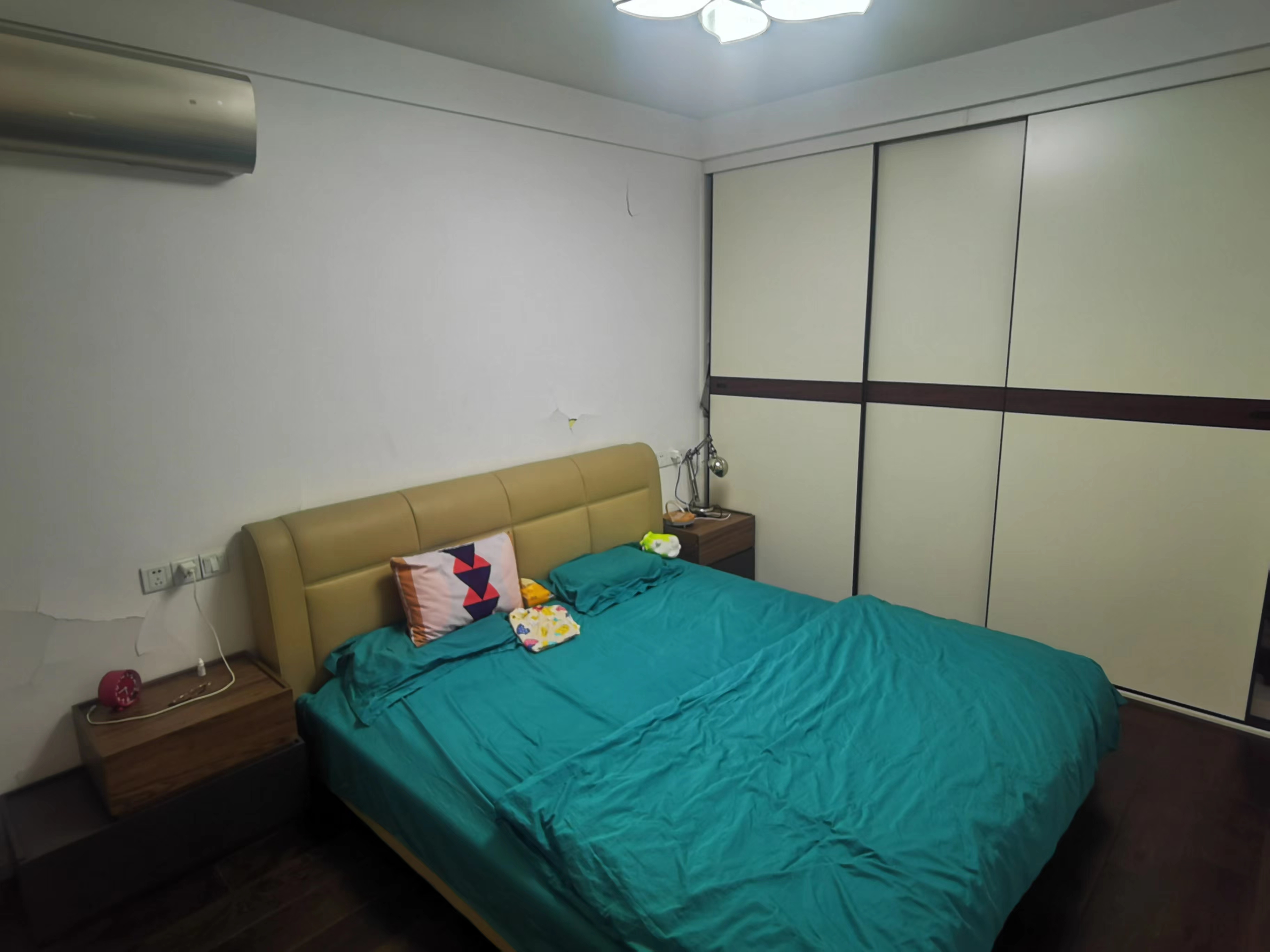 江景苑小区 2室1厅1卫 98m&sup2;