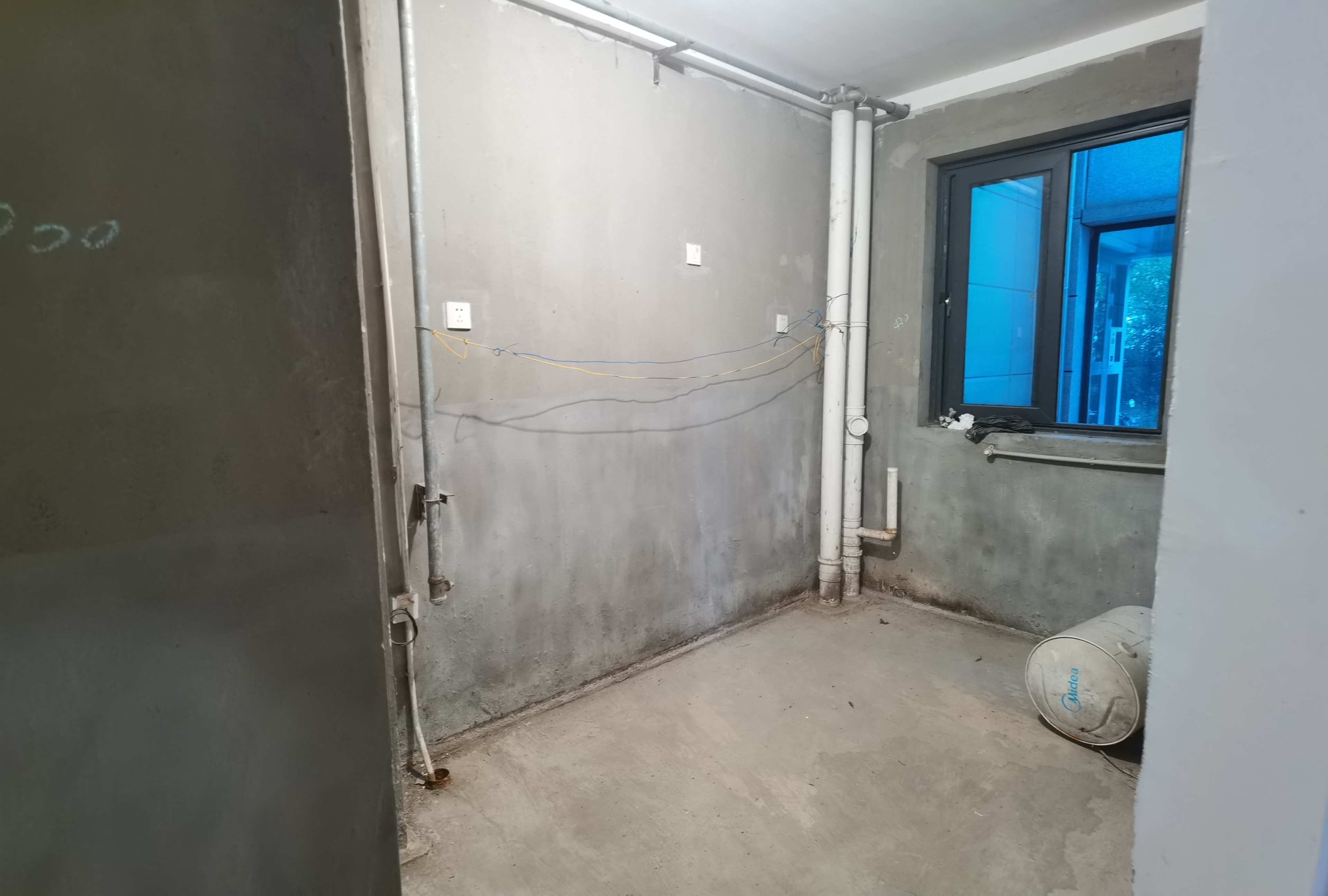 中港城皇家公寓 4室2厅2卫 142.00m&sup2;