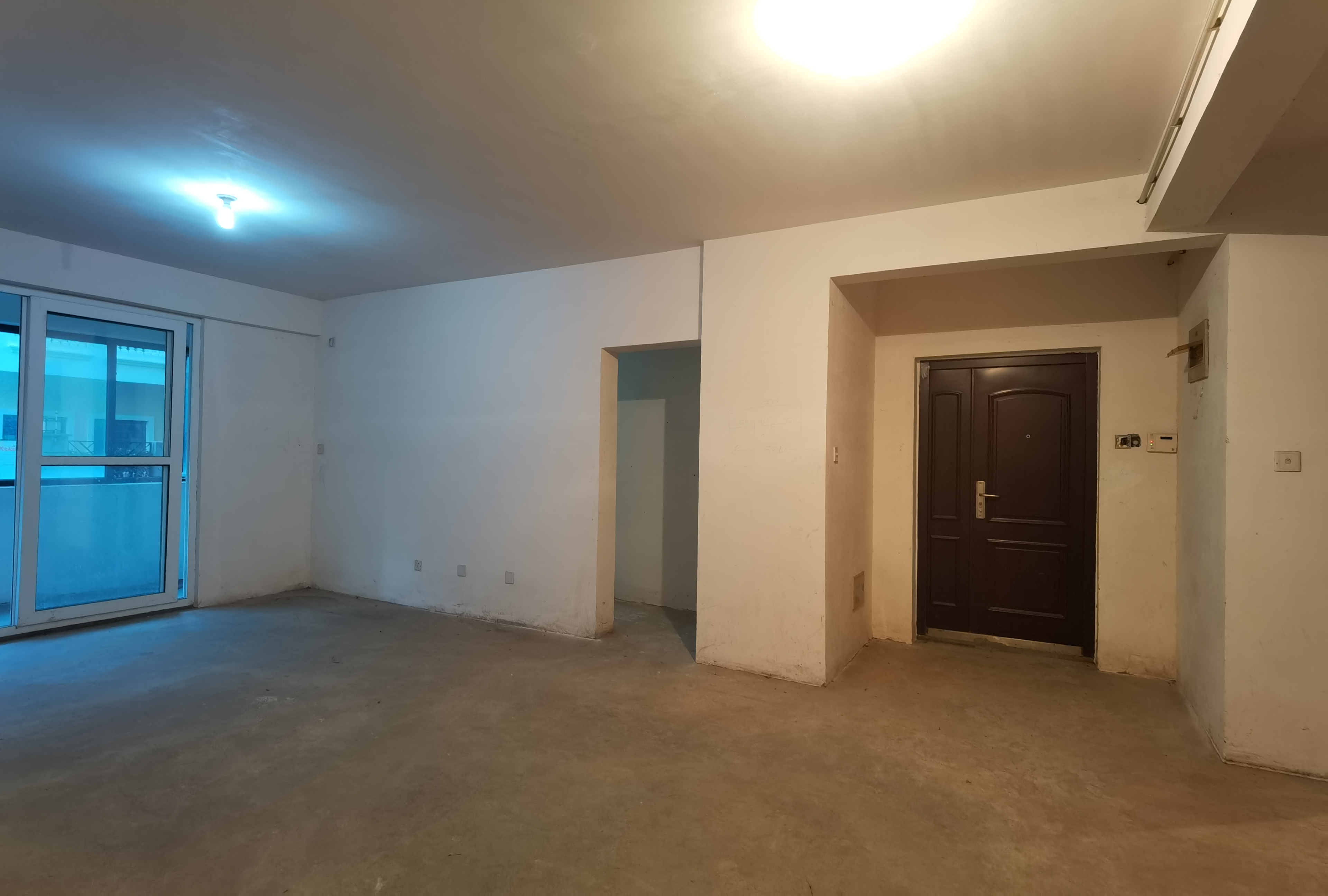 中港城皇家公寓 4室2厅2卫 142.00m&sup2;