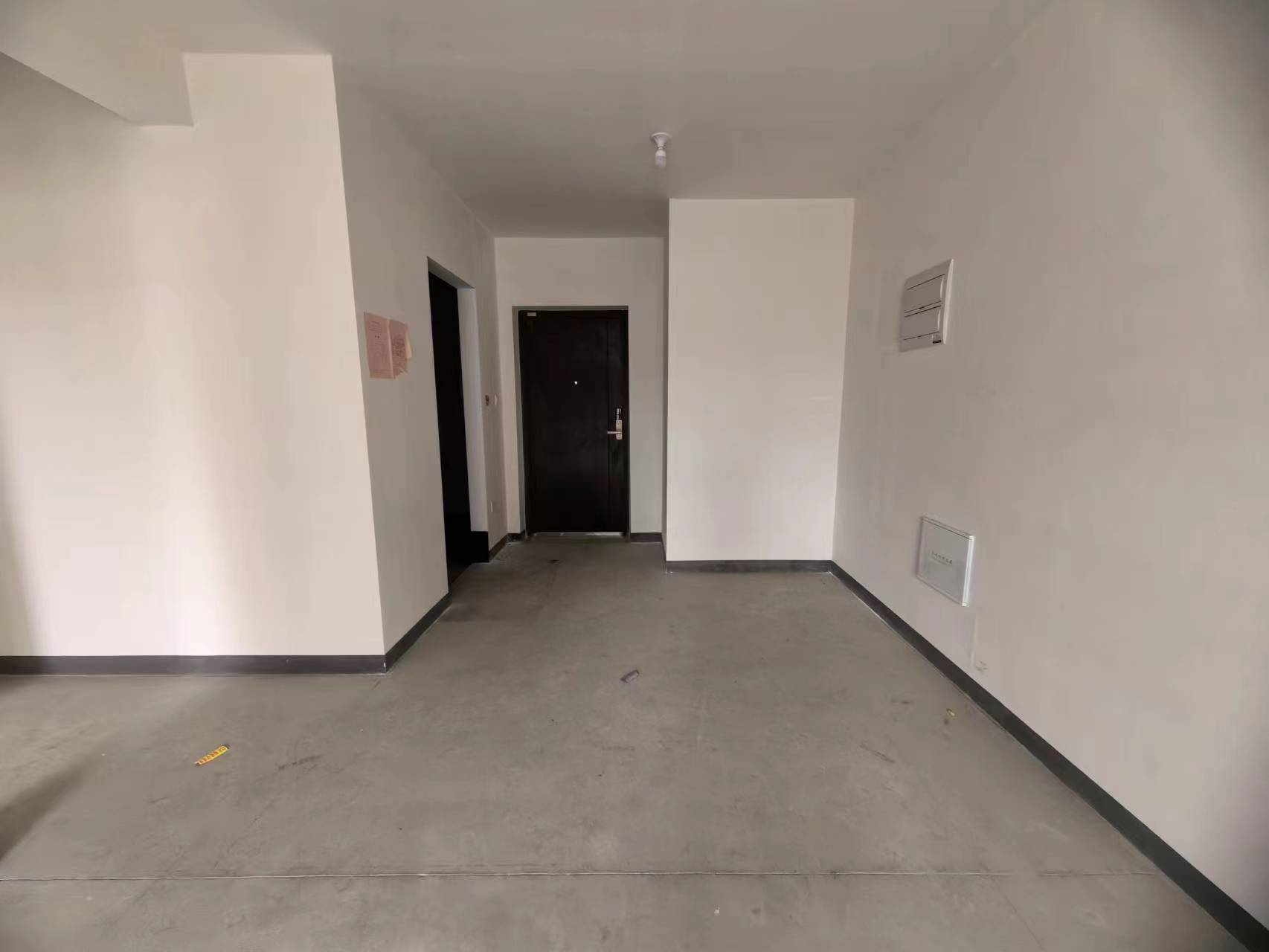 招商新城雍景湾 3室2厅1卫 87m²