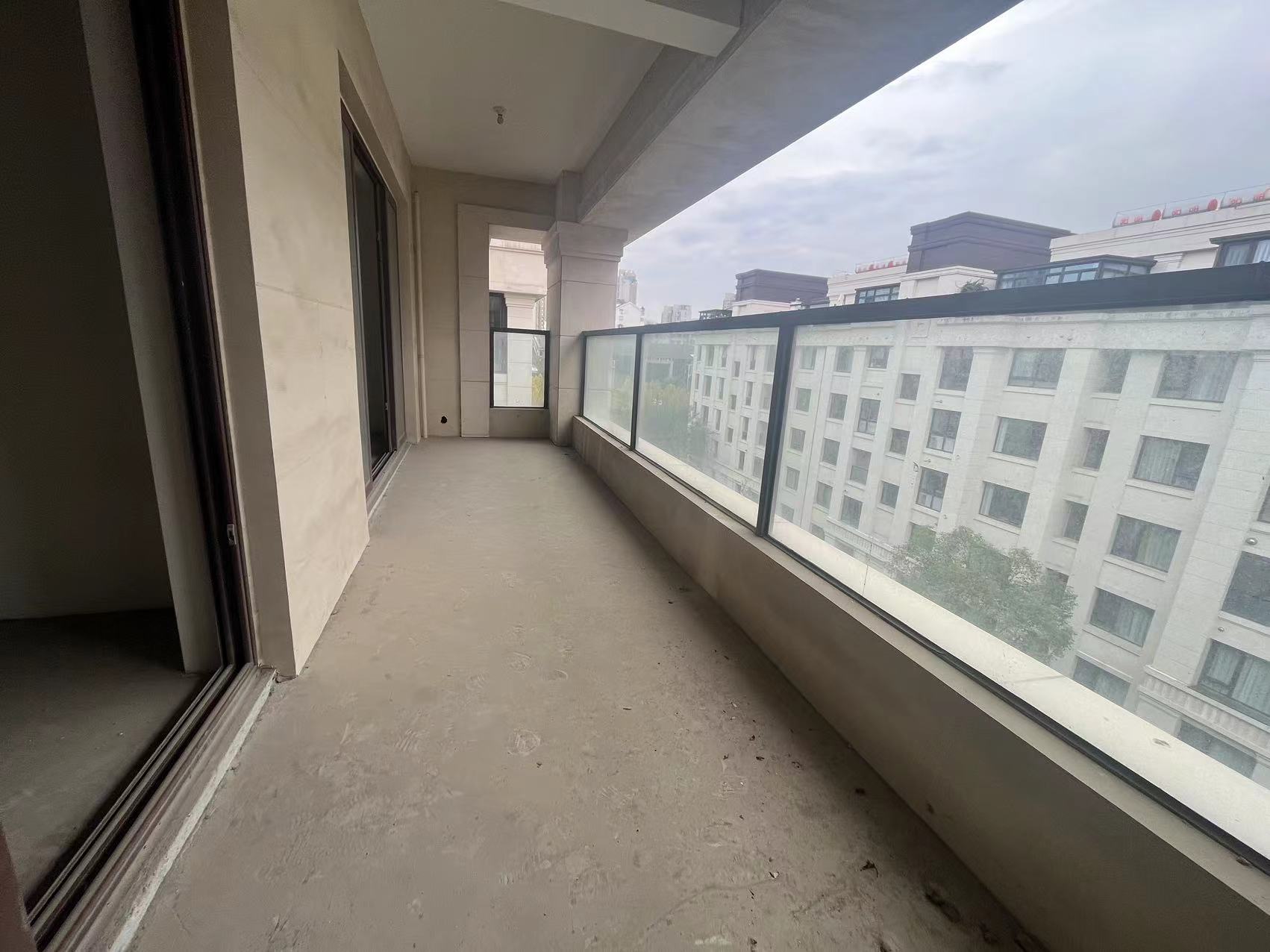 城山隐花苑 5室3厅3卫 212.89m&sup2;