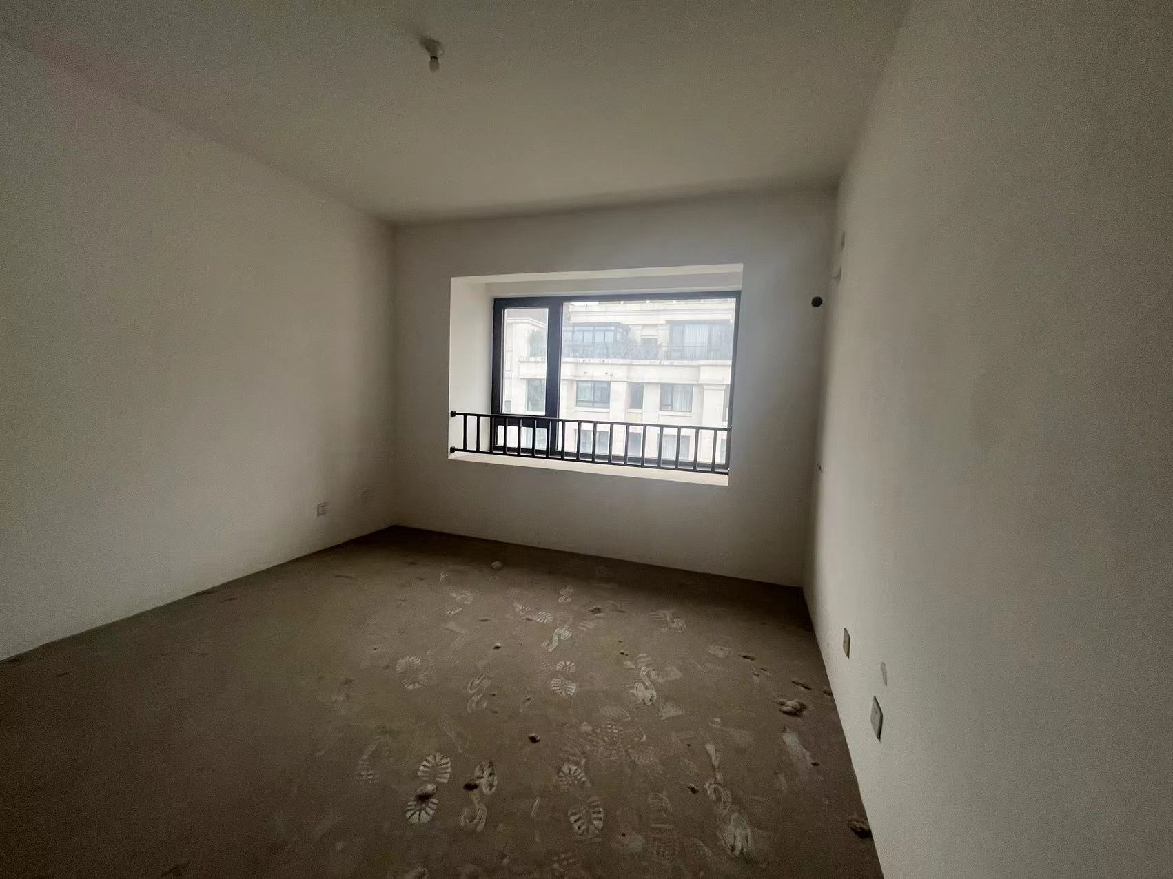 城山隐花苑 5室3厅3卫 212.89m&sup2;