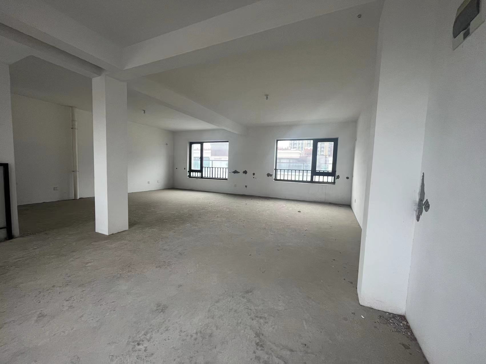 城山隐花苑 5室3厅3卫 212.89m&sup2;