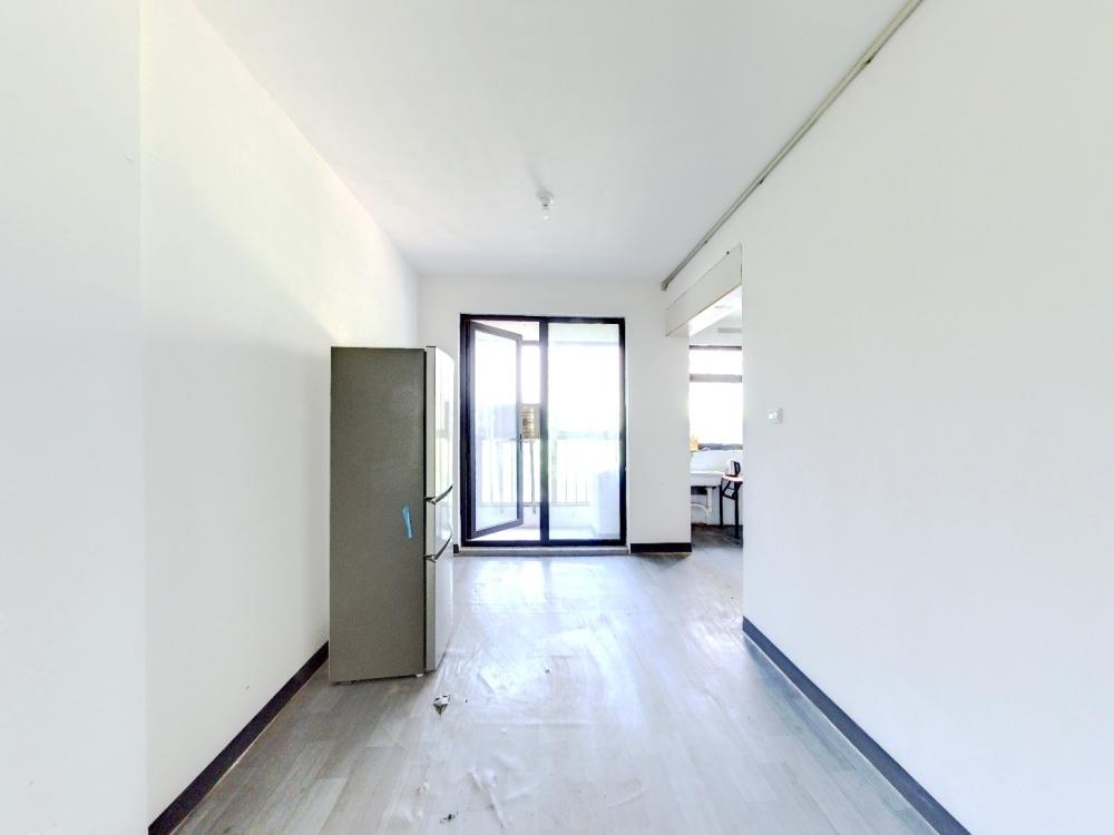 万濠山庄 3室2厅2卫 129m&sup2;