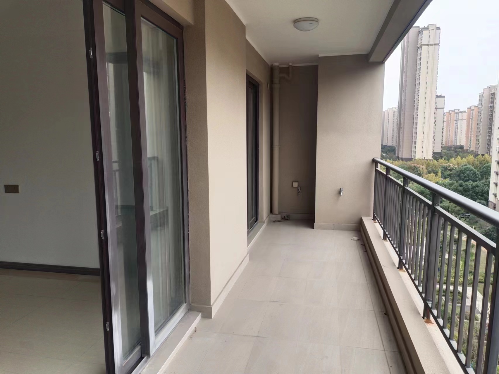 卓越万科新都会 3室2厅1卫 121.2m&sup2;