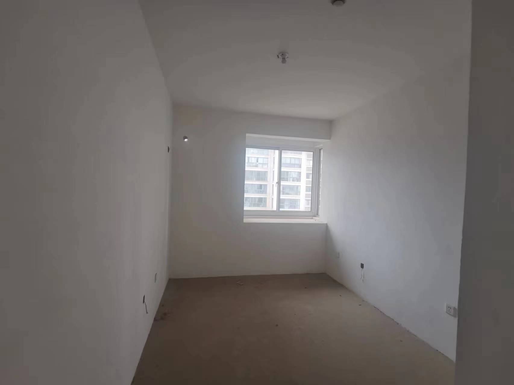 湖滨华庭 3室2厅1卫 110.00m&sup2;