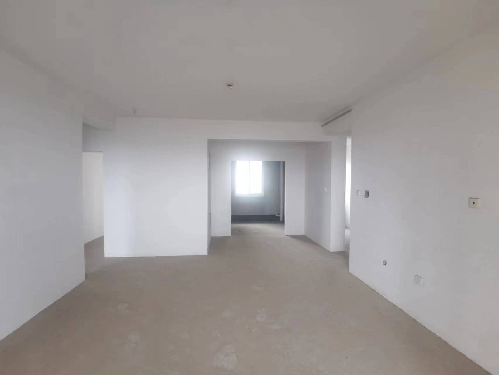 湖滨华庭 3室2厅1卫 110.00m&sup2;