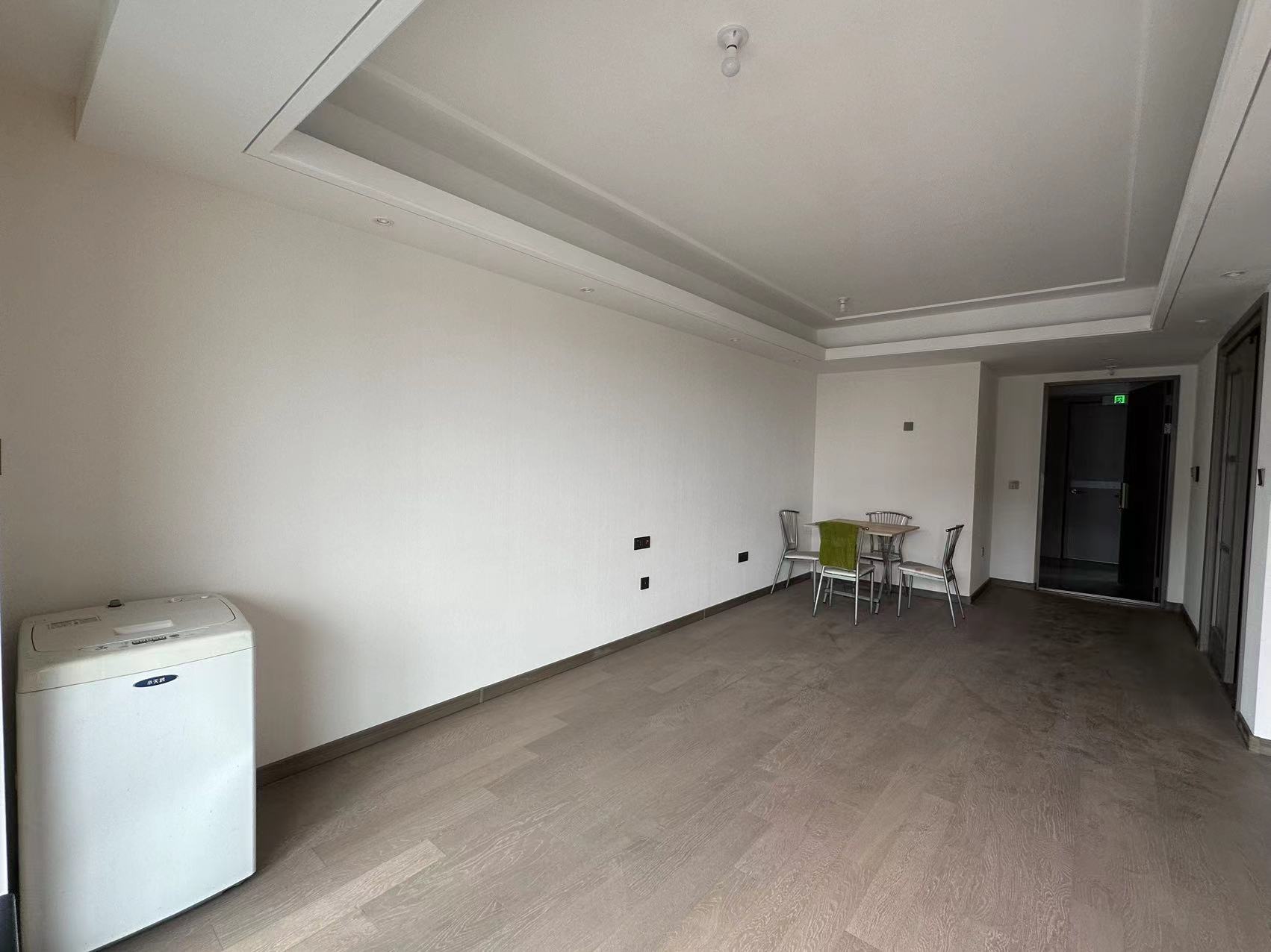 万科时代之光 3室2厅1卫 93m²