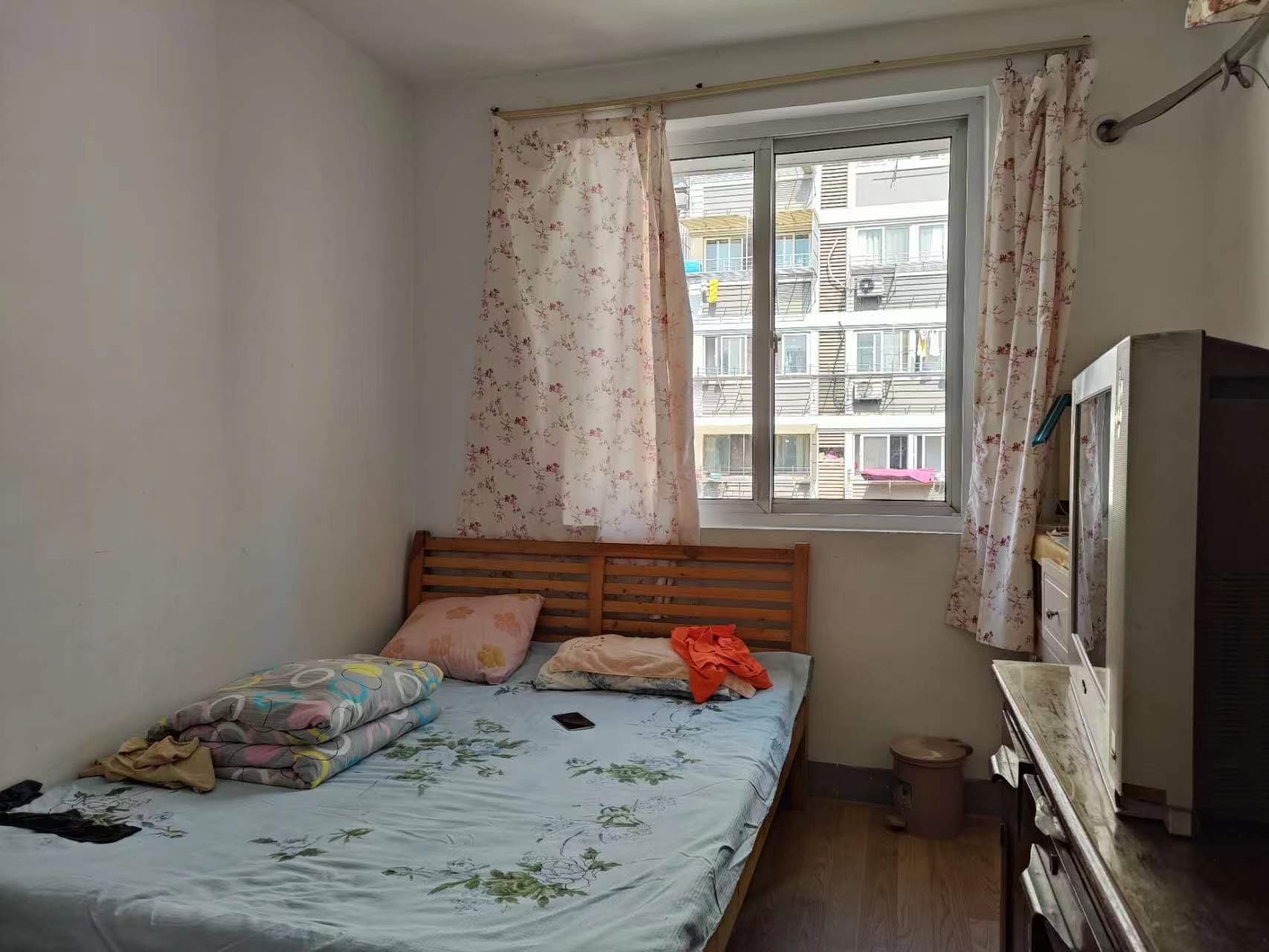 锦安花园一期 3室1厅1卫 92m&sup2;