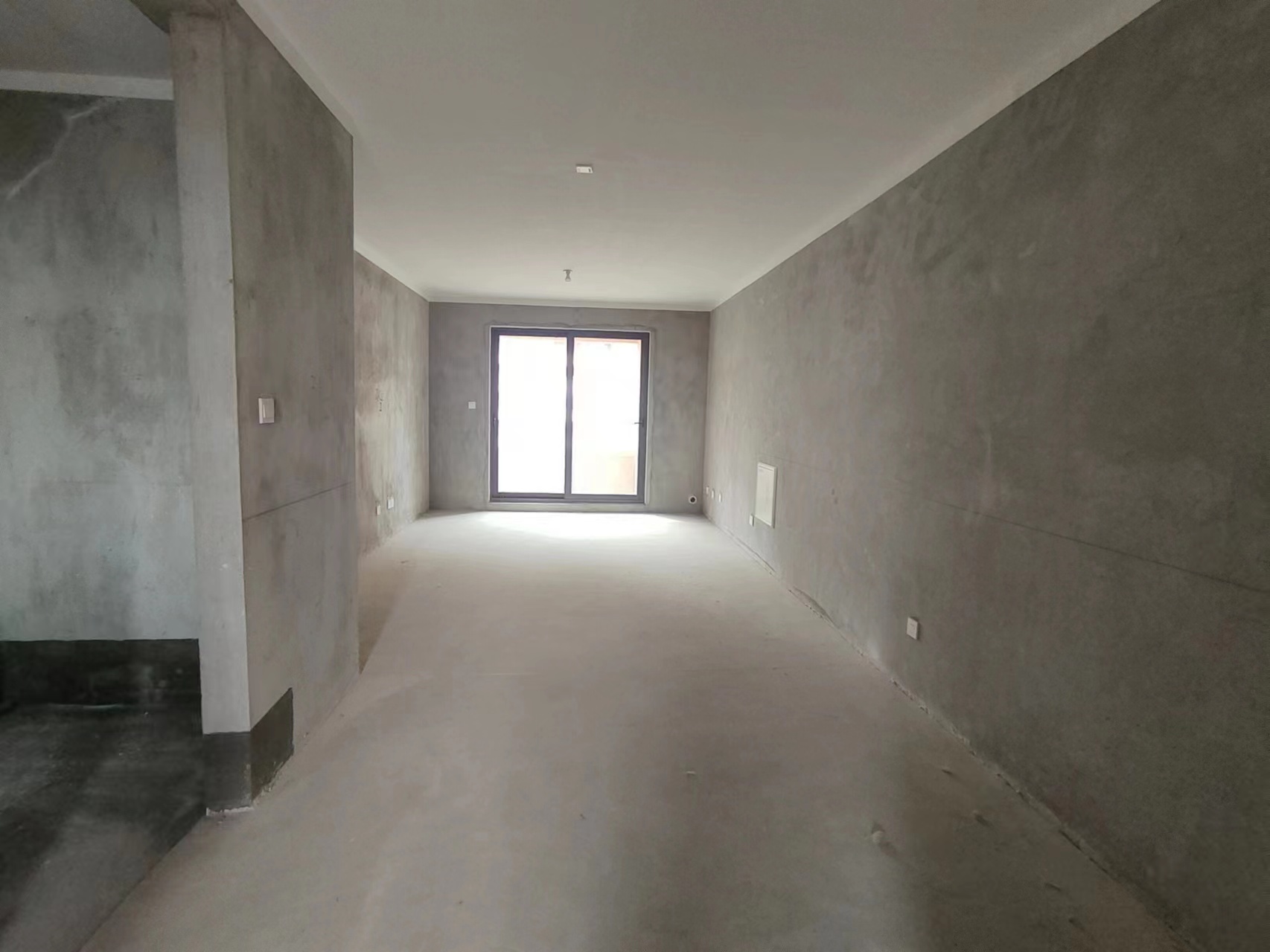保利香槟国际 3室2厅2卫 116m²
