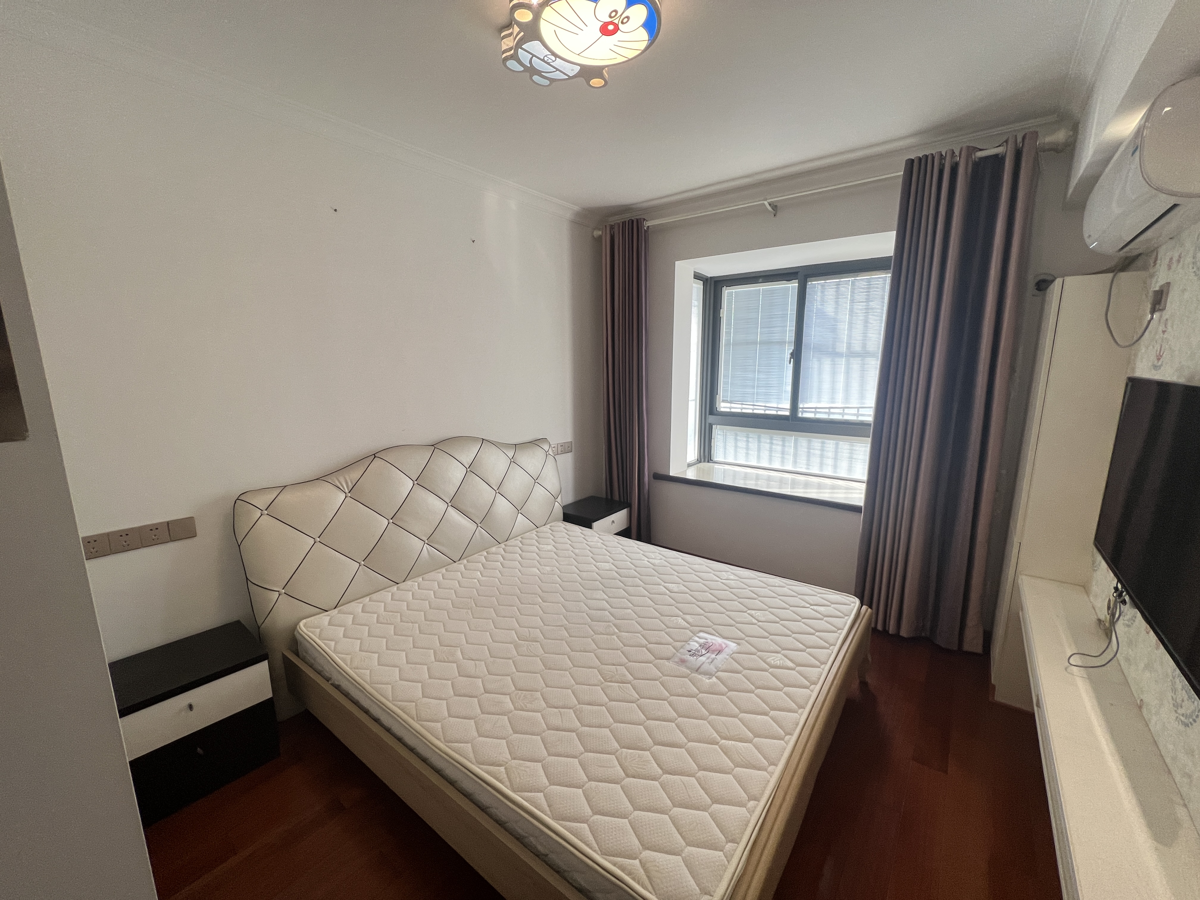 翠湖景苑 3室2厅1卫 107.8m&sup2;