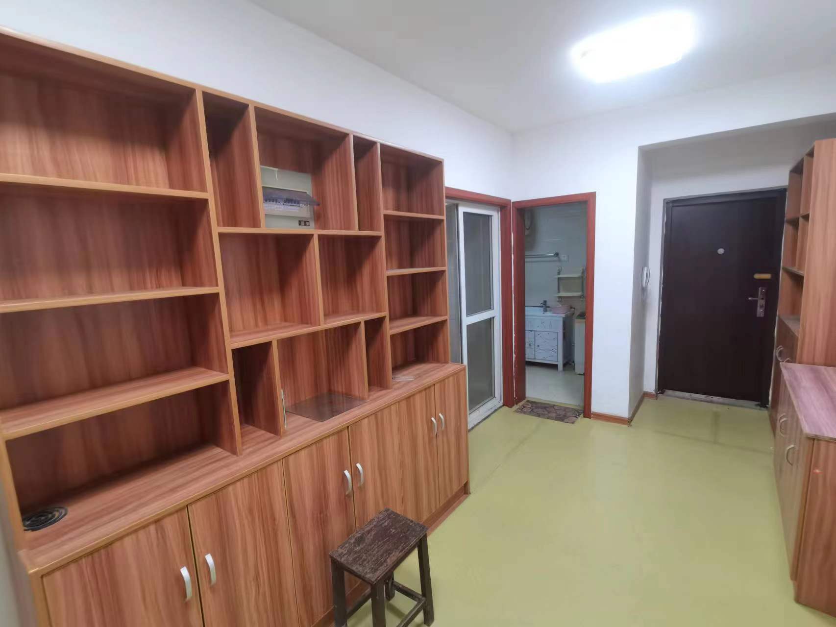 学士府 3室1厅1卫 107m&sup2;