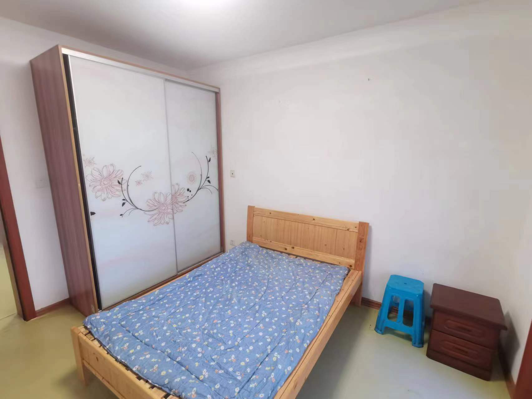 学士府 3室1厅1卫 107m&sup2;
