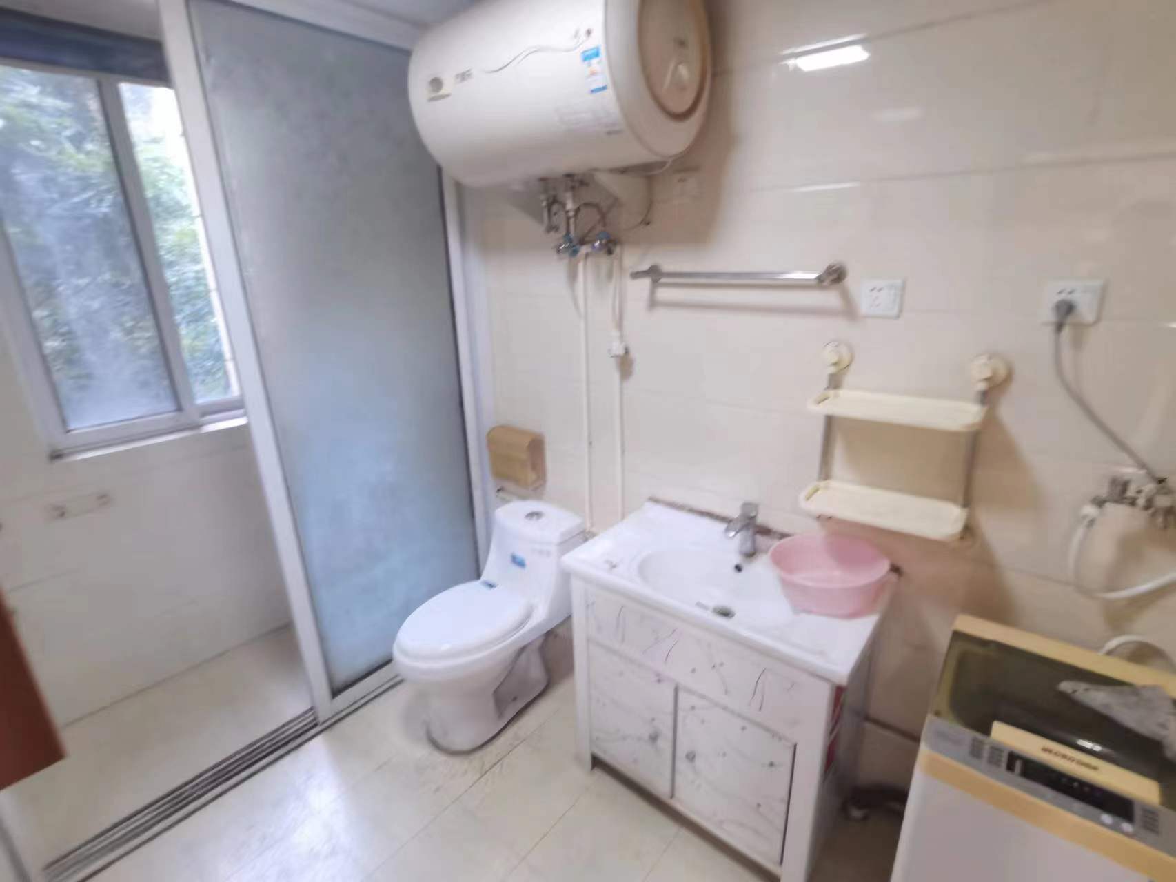 学士府 3室1厅1卫 107m&sup2;