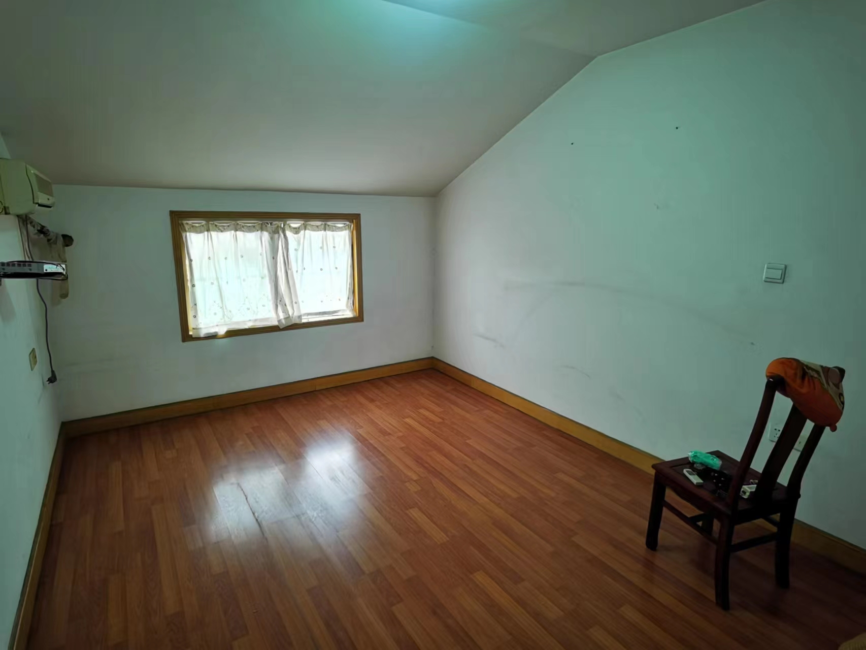 百花军宅苑 2室1厅1卫 76.00m&sup2;