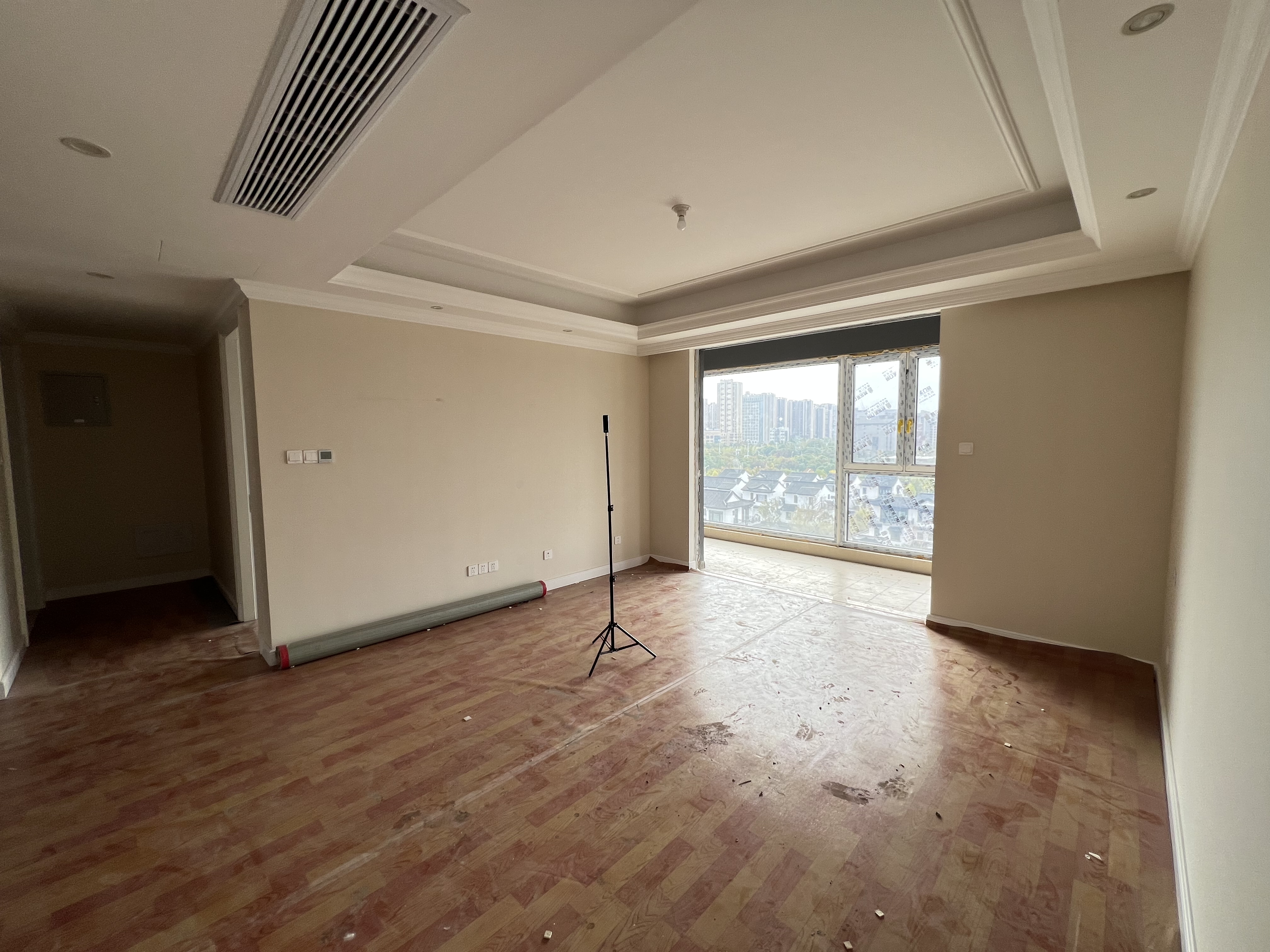 融创盛和九里桃源 4室2厅2卫 143.5m²