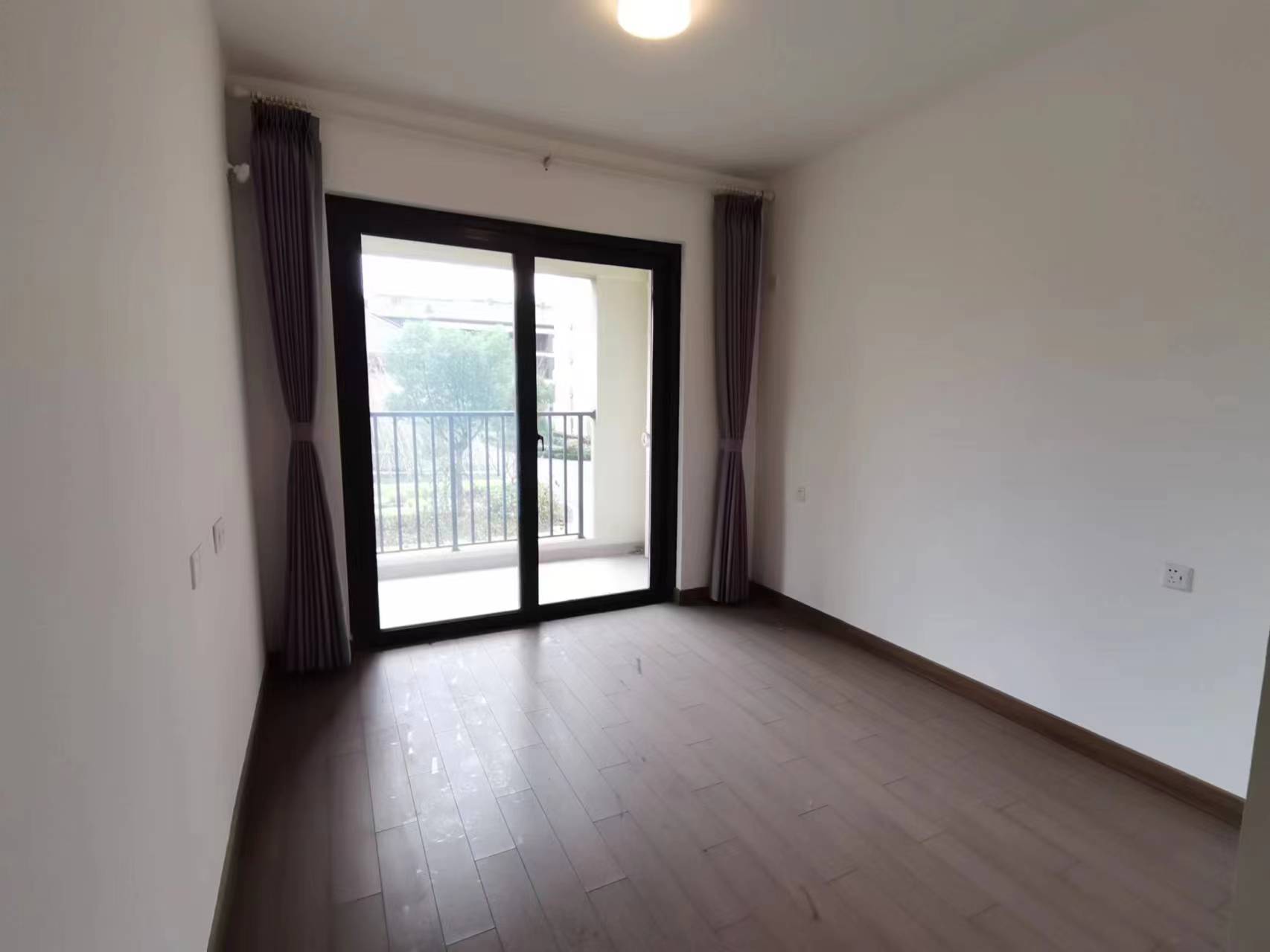 紫御四季 4室2厅2卫 133m&sup2;
