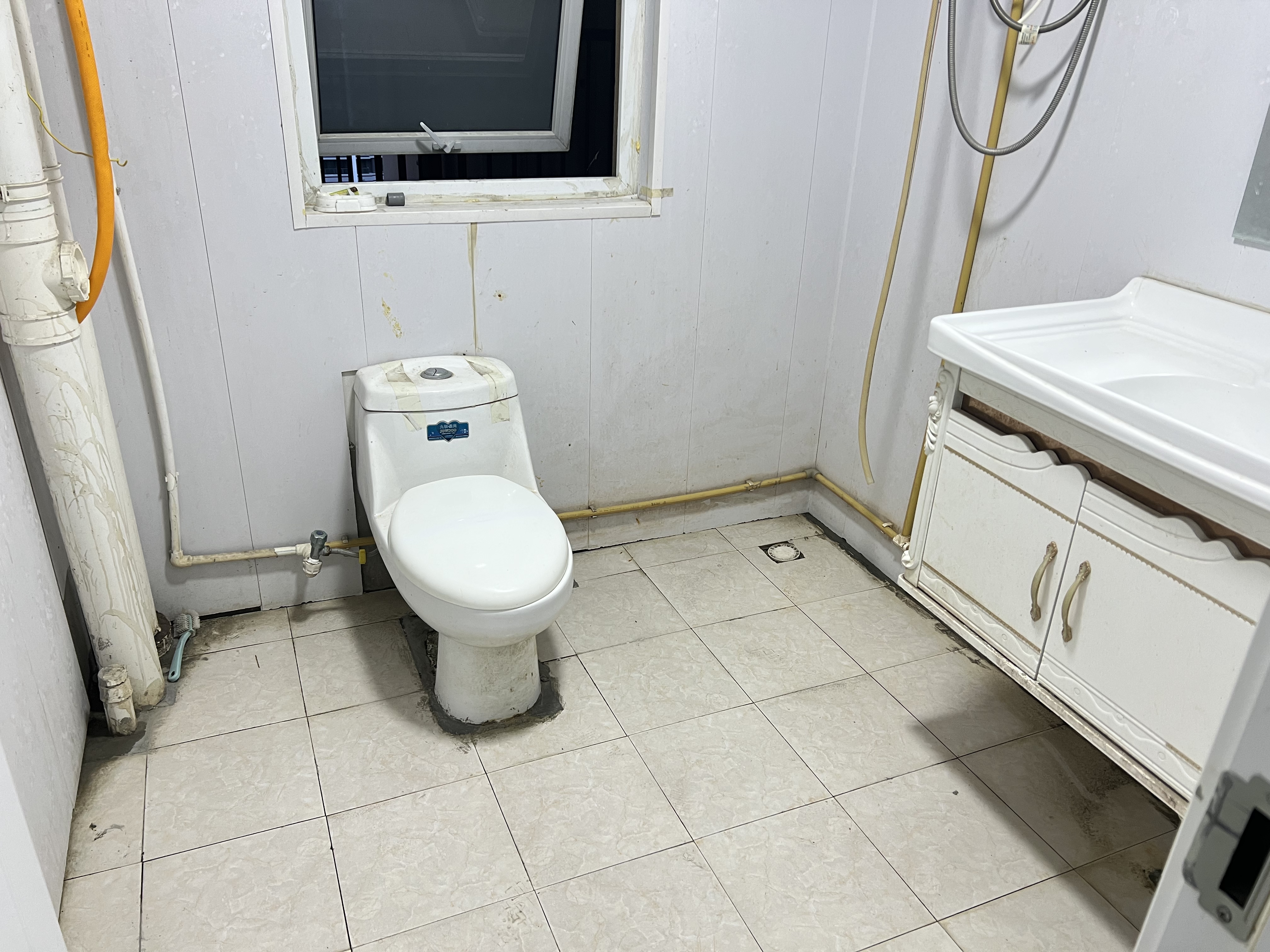 雨润星雨华府北区 3室2厅1卫 96m&sup2;