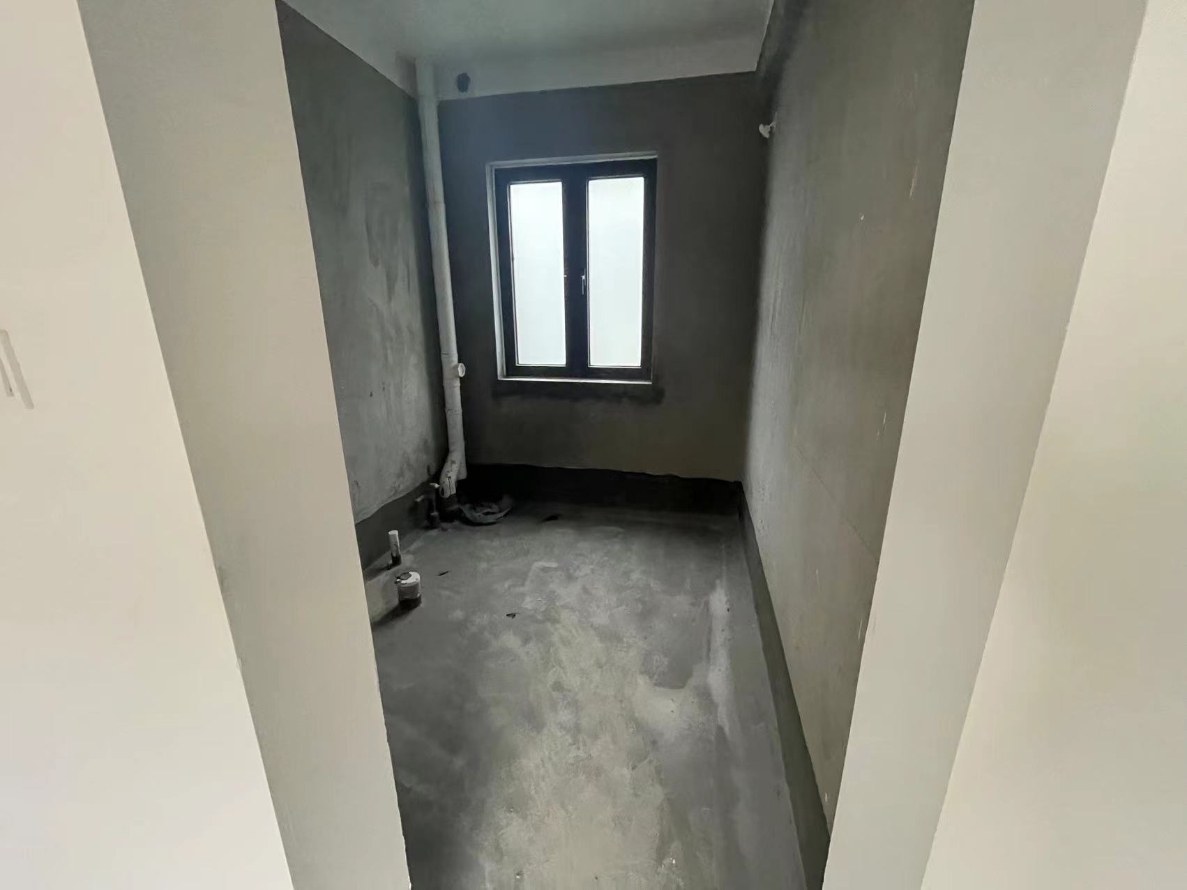 云樾东方 4室1厅1卫 240m&sup2;