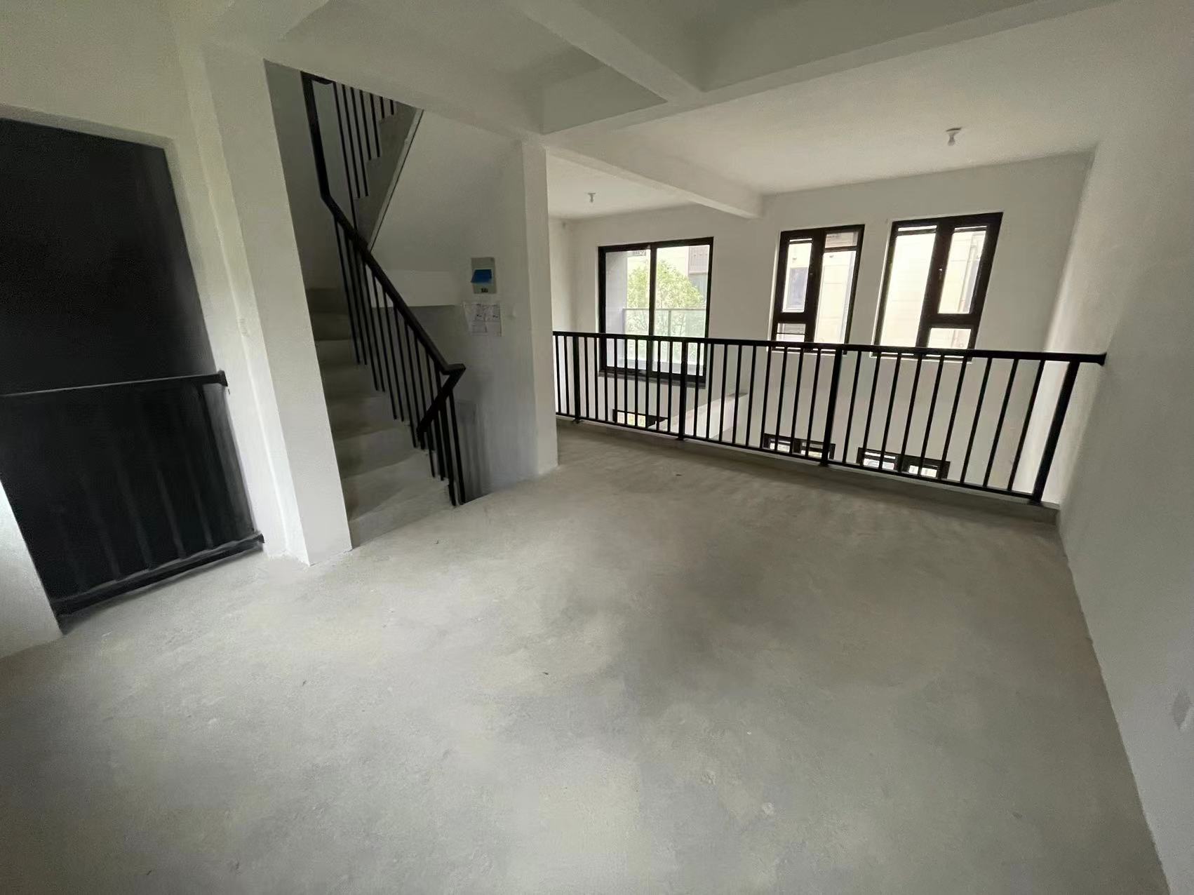云樾东方 4室1厅1卫 240m&sup2;