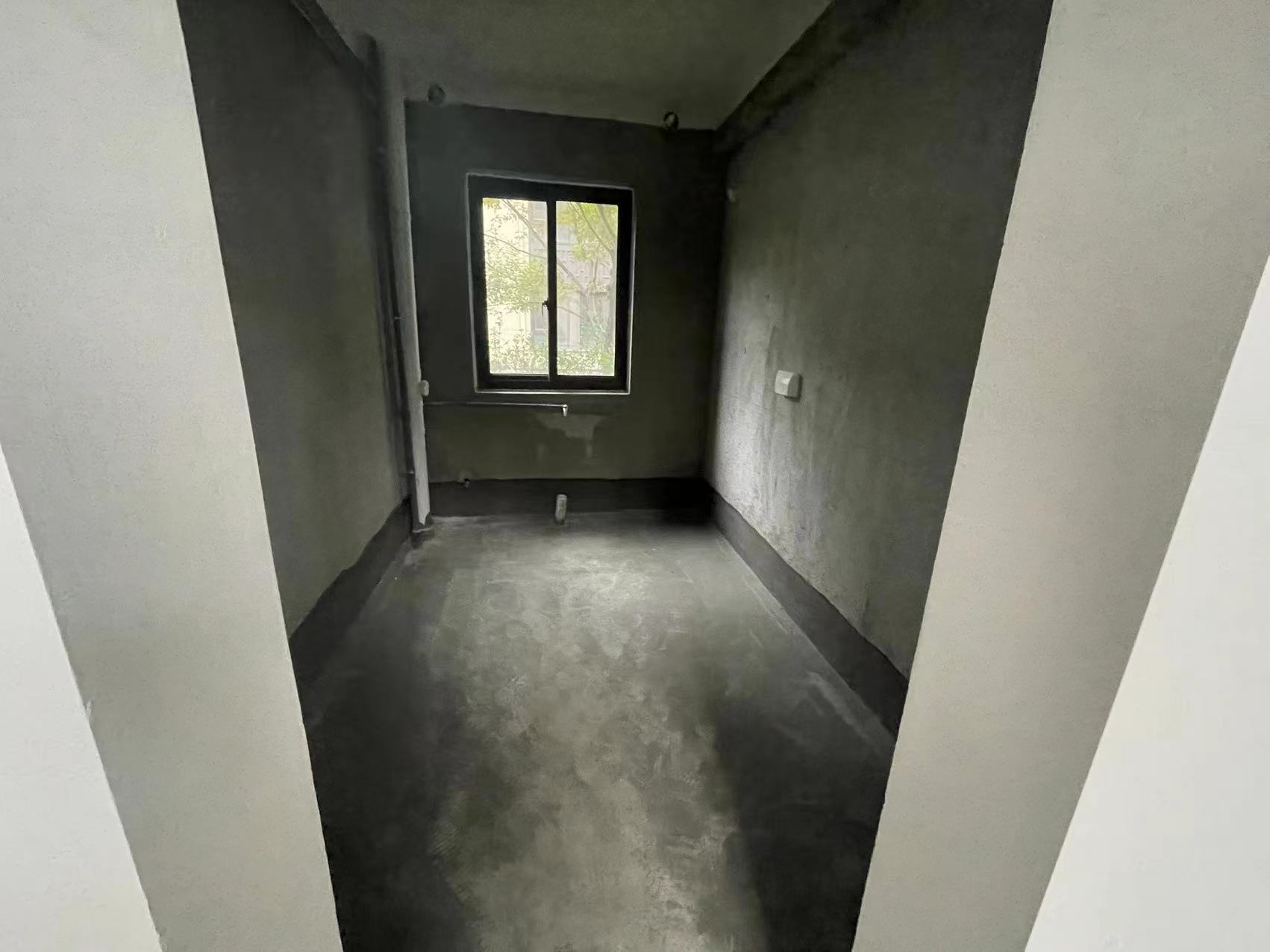 云樾东方 4室1厅1卫 240m&sup2;