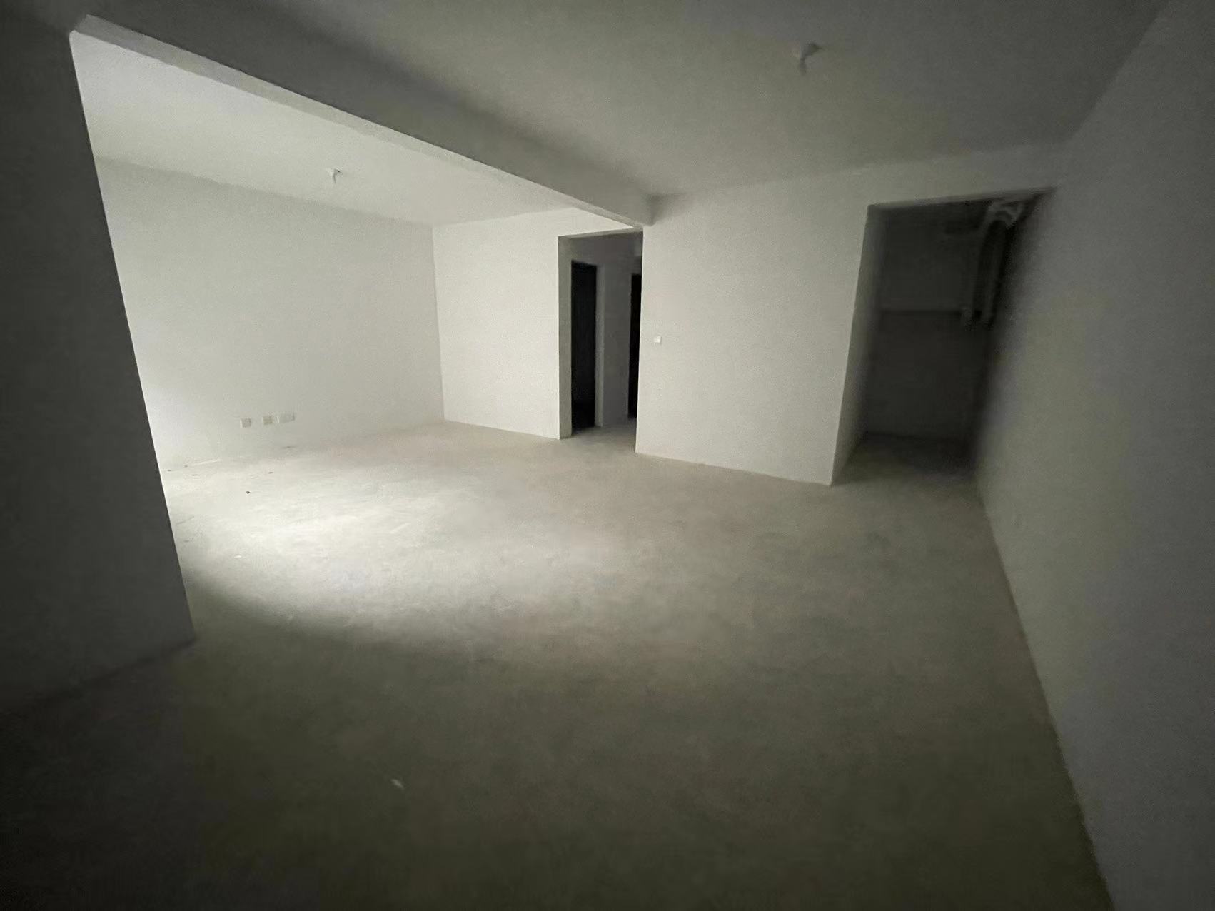 云樾东方 4室1厅1卫 240m&sup2;