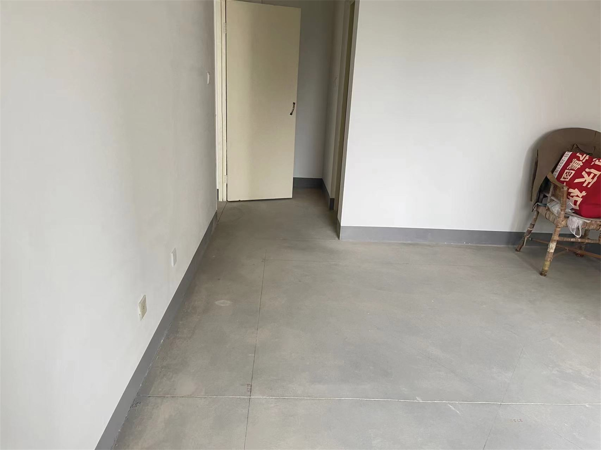 中桥名邸 3室2厅1卫 144m&sup2;