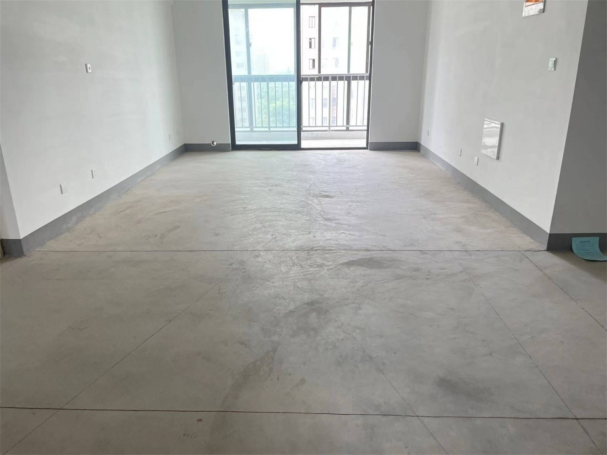 中桥名邸 3室2厅1卫 144m&sup2;