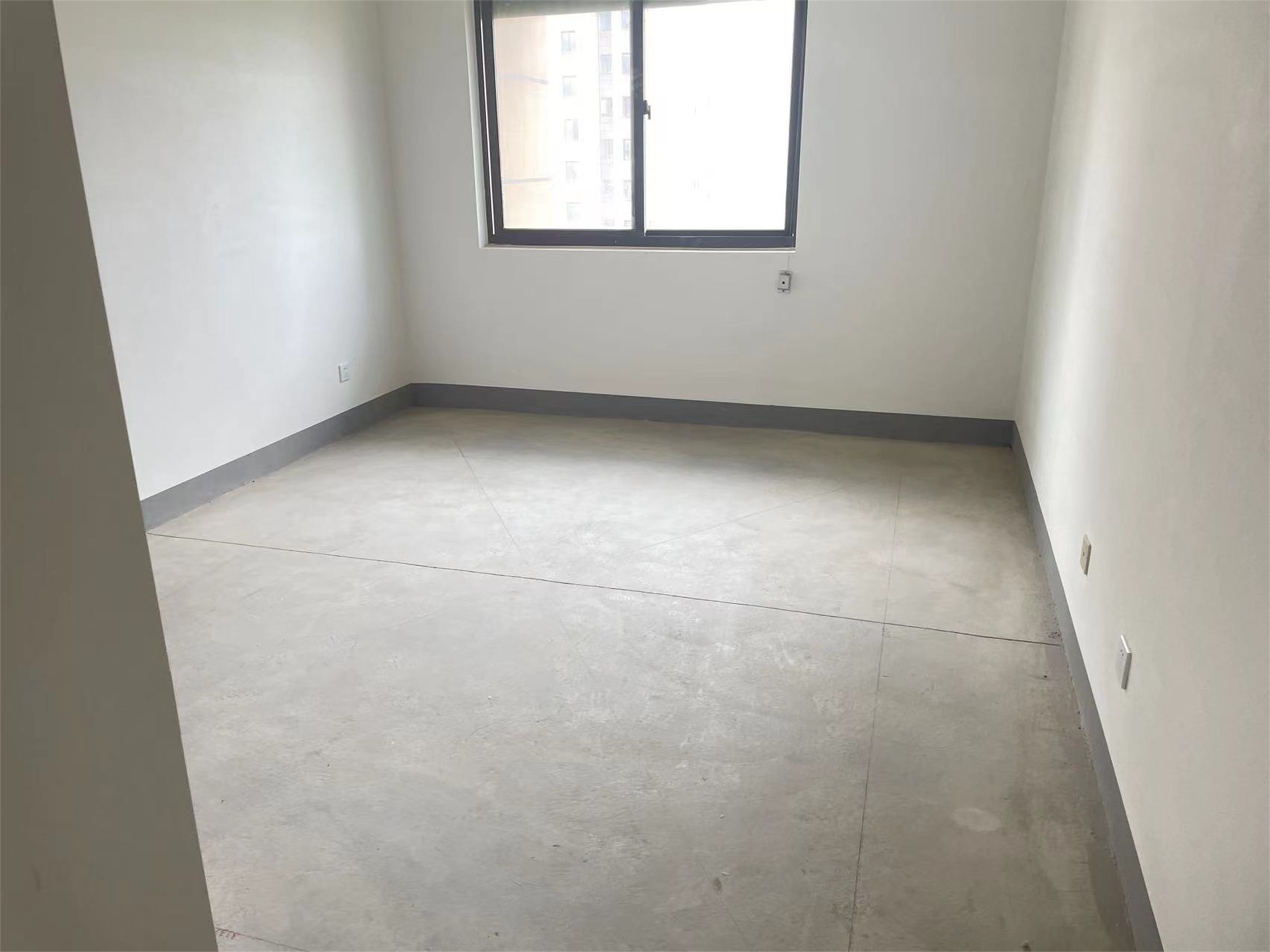 中桥名邸 3室2厅1卫 144m&sup2;