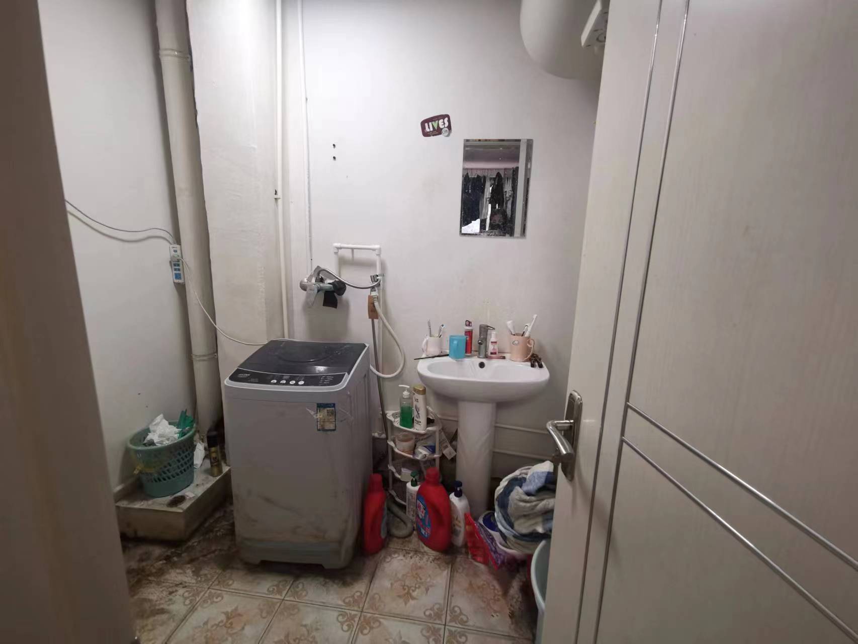 帝奥世伦名郡 4室2厅3卫 374.28m&sup2;