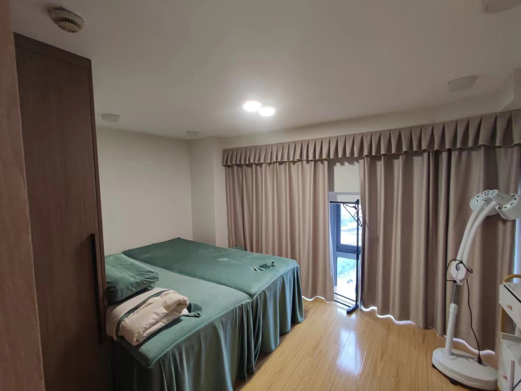 赛格时代广场 2室1厅1卫 54m&sup2;