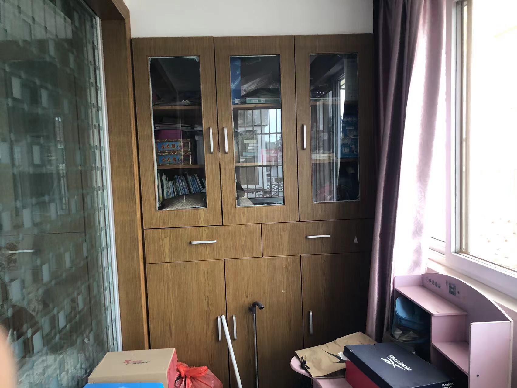 虹桥新苑 4室2厅2卫 130m&sup2;