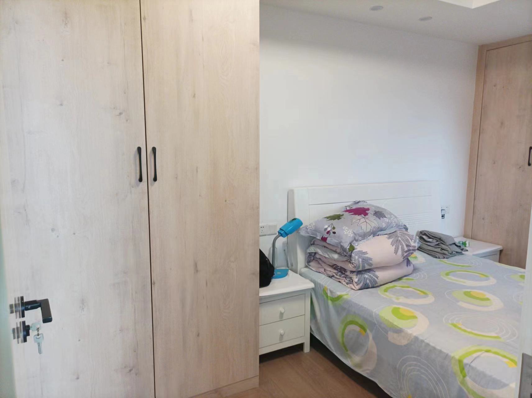 冠城大通棕榈湾 3室2厅1卫 110.00m&sup2;