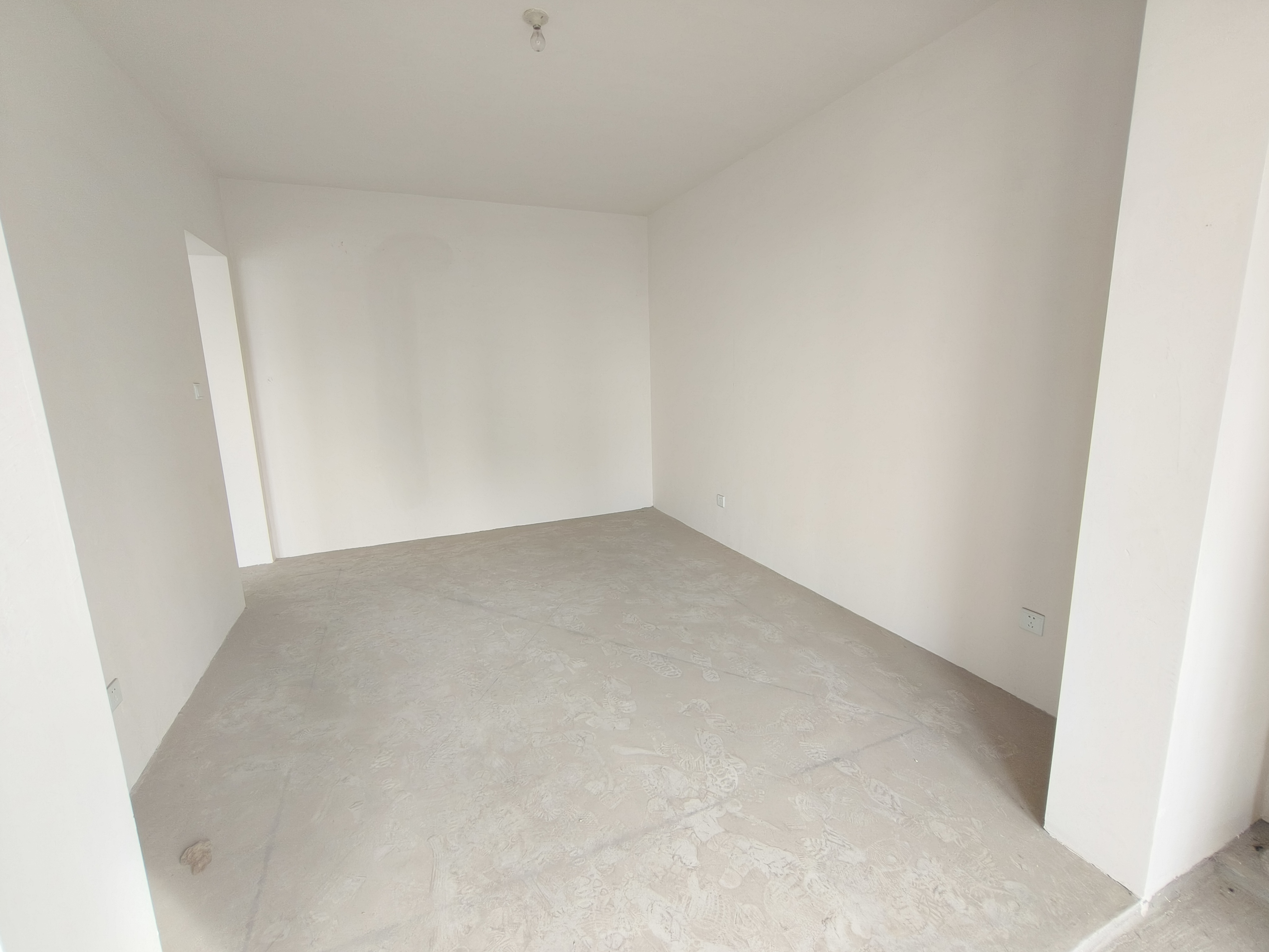 湖畔天下 4室2厅2卫 153m&sup2;