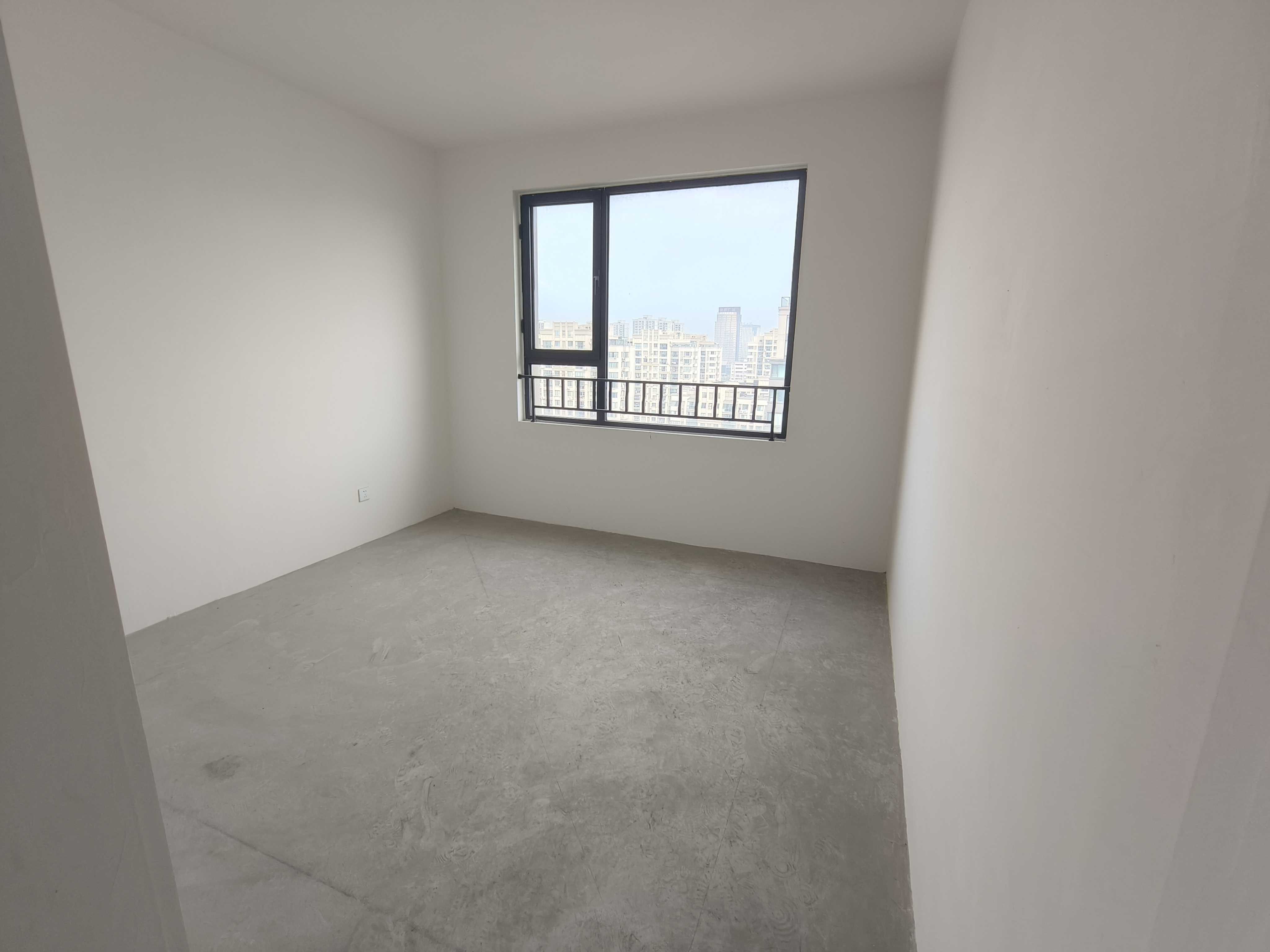 湖畔天下 4室2厅2卫 153m&sup2;