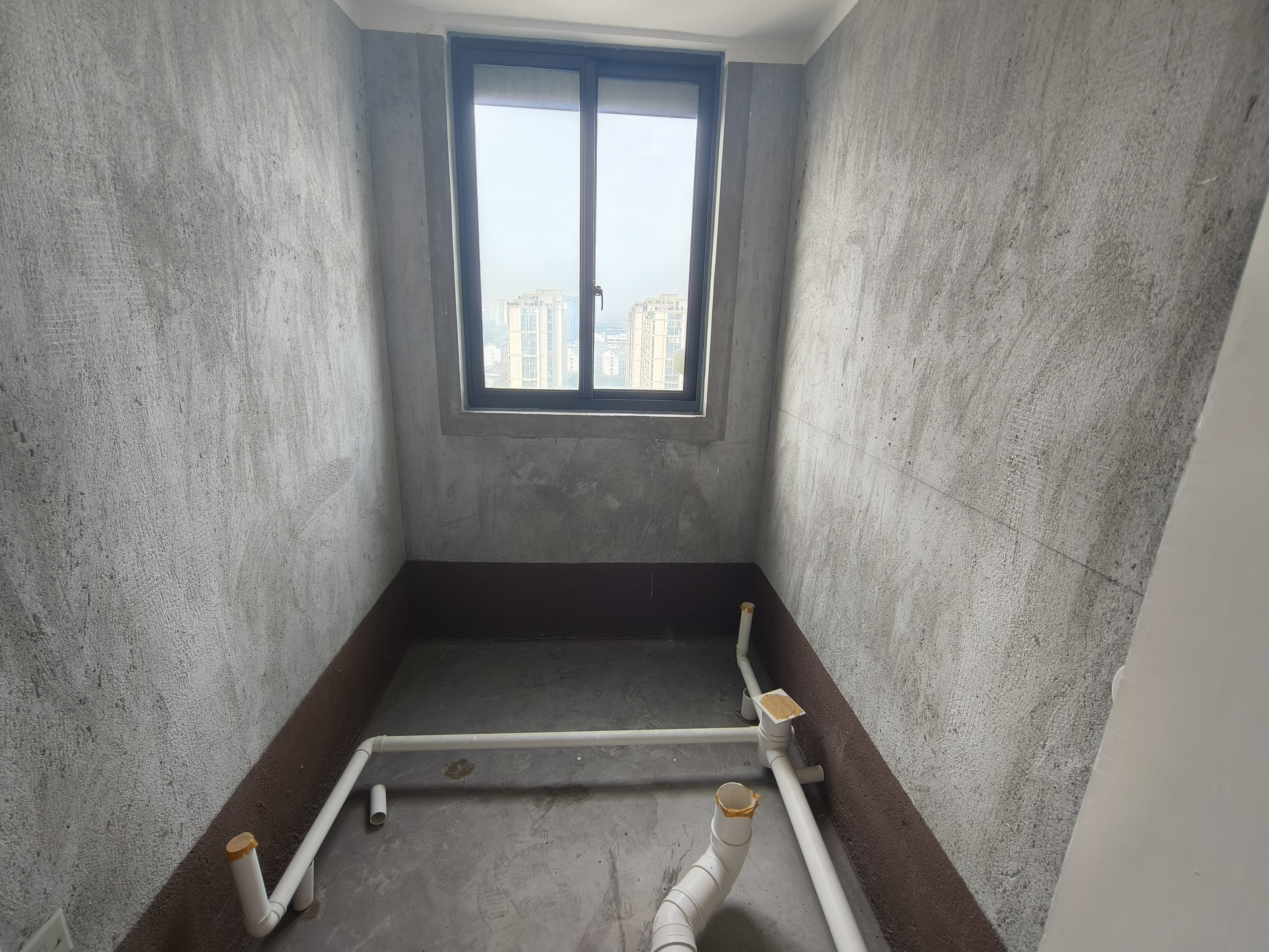 湖畔天下 4室2厅2卫 153m&sup2;