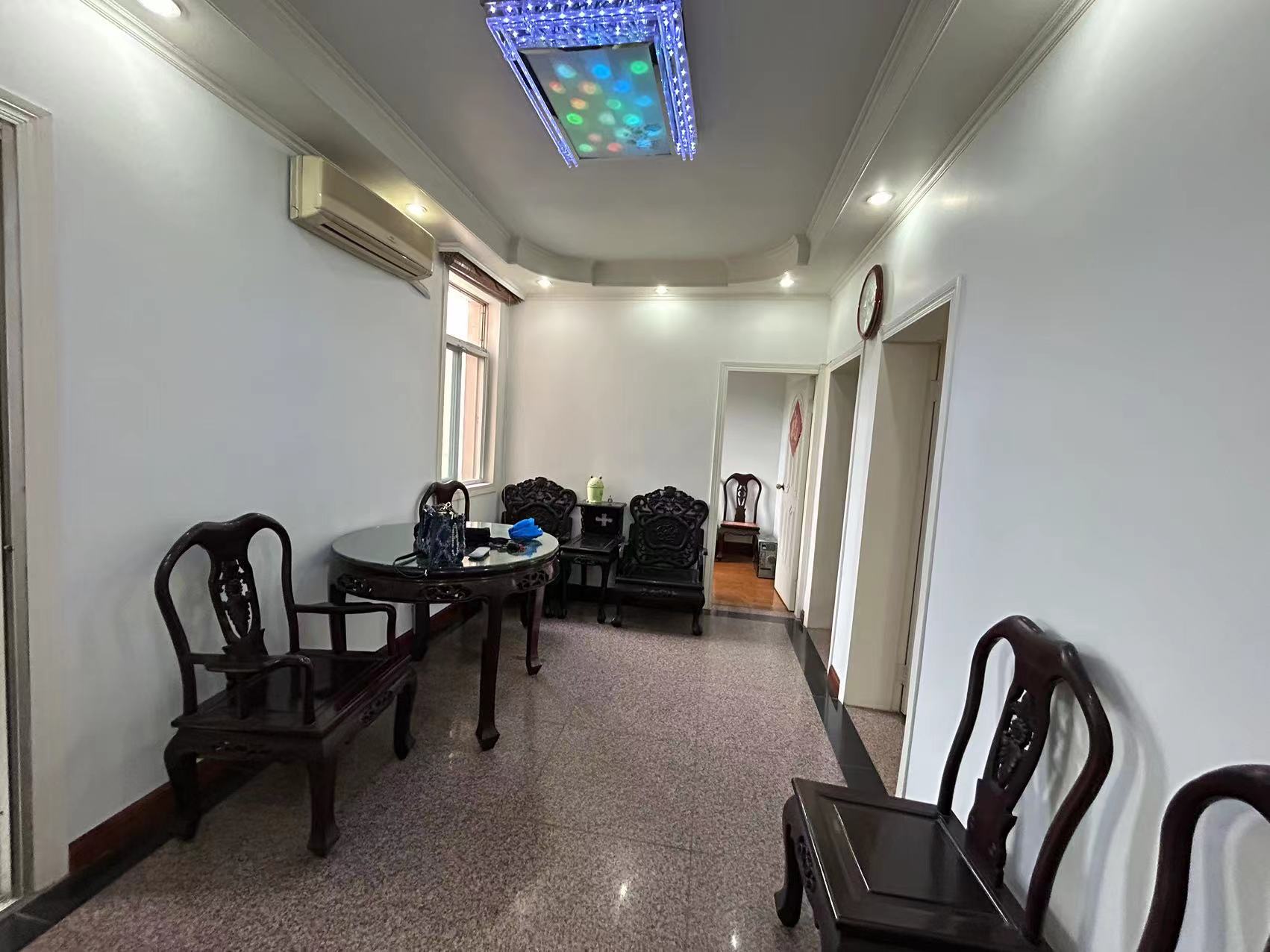 虹桥东村 2室1厅1卫 71m&sup2;