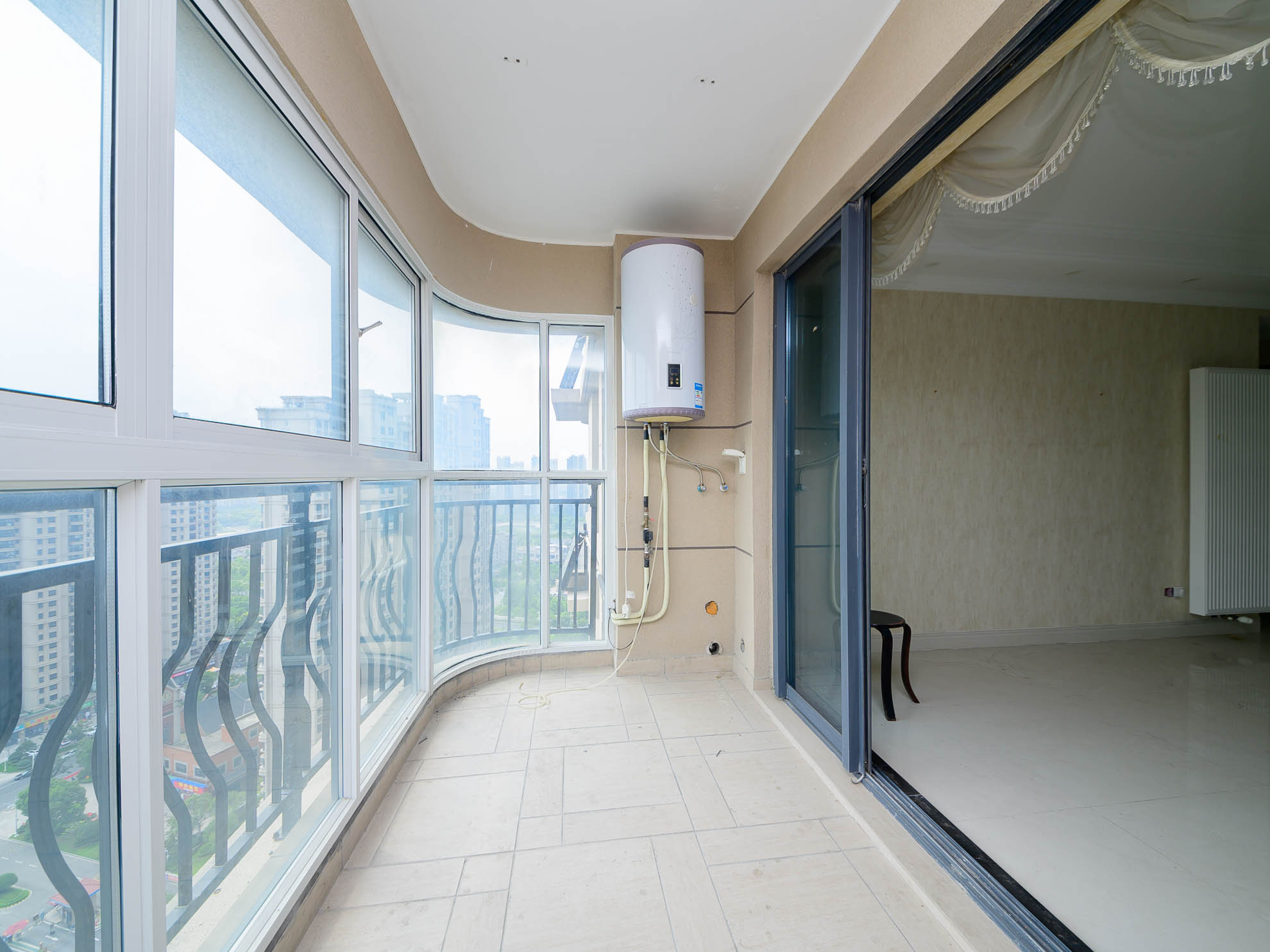 碧桂园天玺湾 4室2厅2卫 142.00m&sup2;