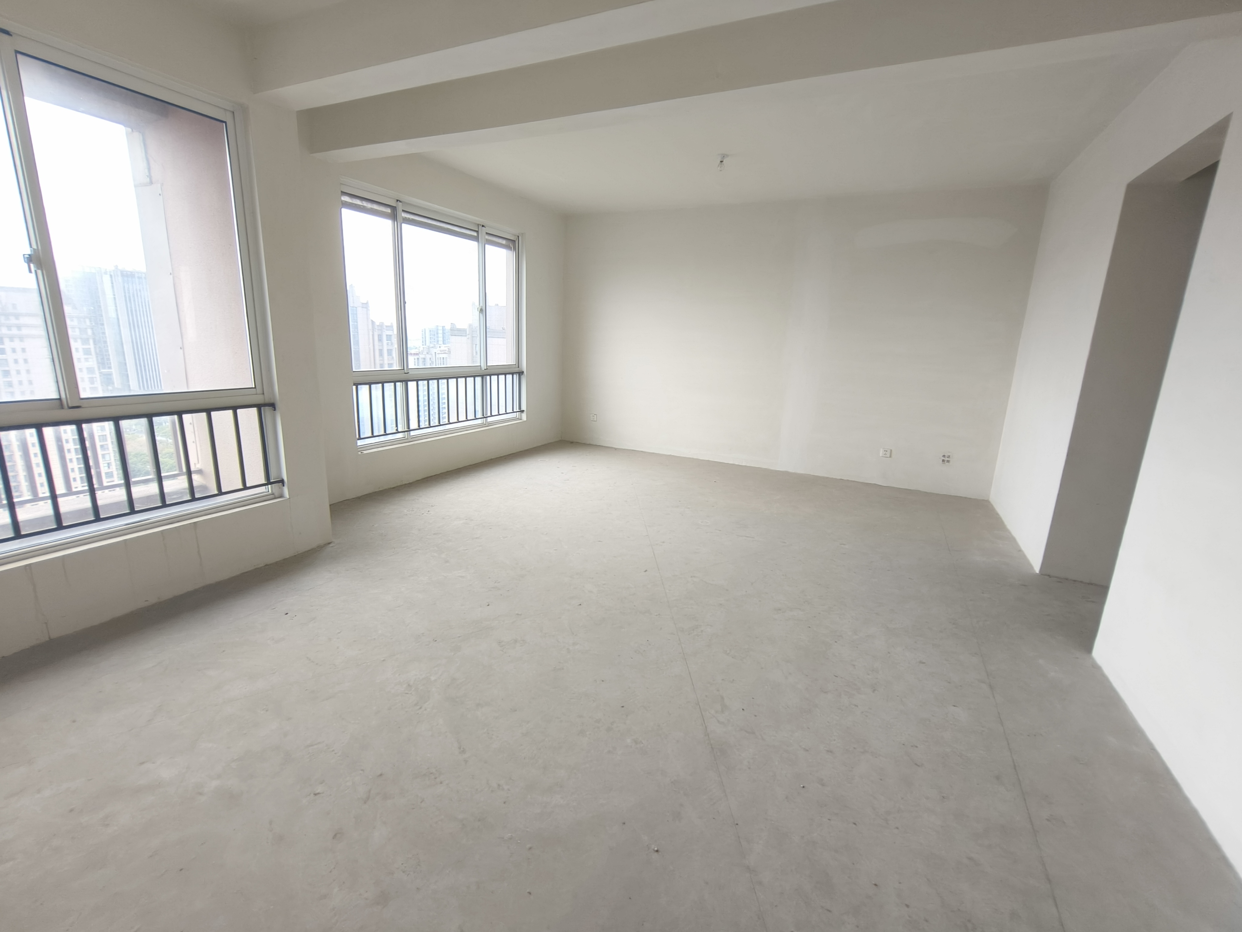 御景華庭 5室2厅2卫 250m&sup2;