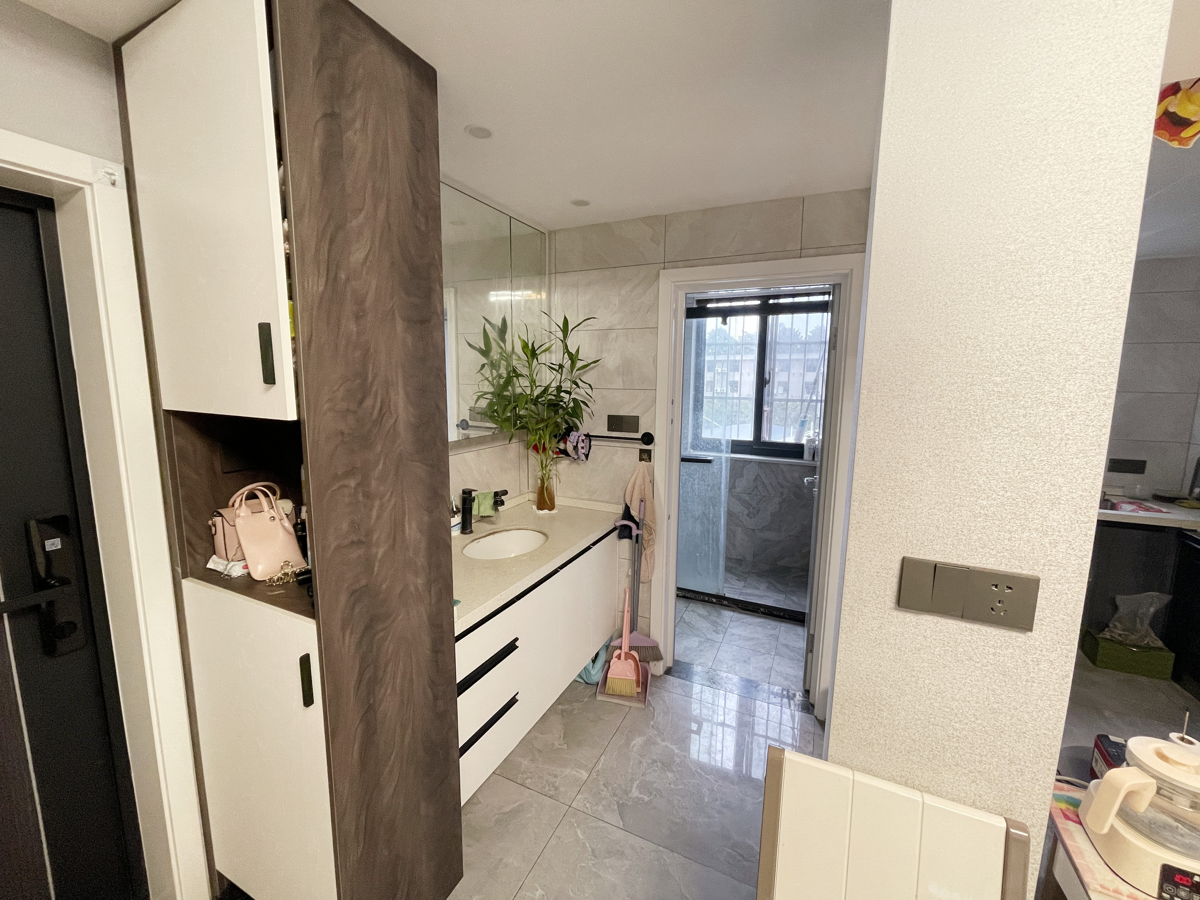 教育新村 2室1厅1卫 72m&sup2;