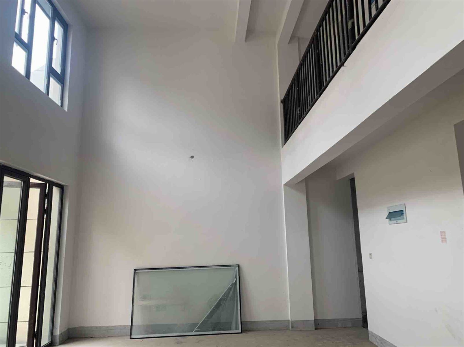 玖熙墅 6室2厅4卫 249.00m²